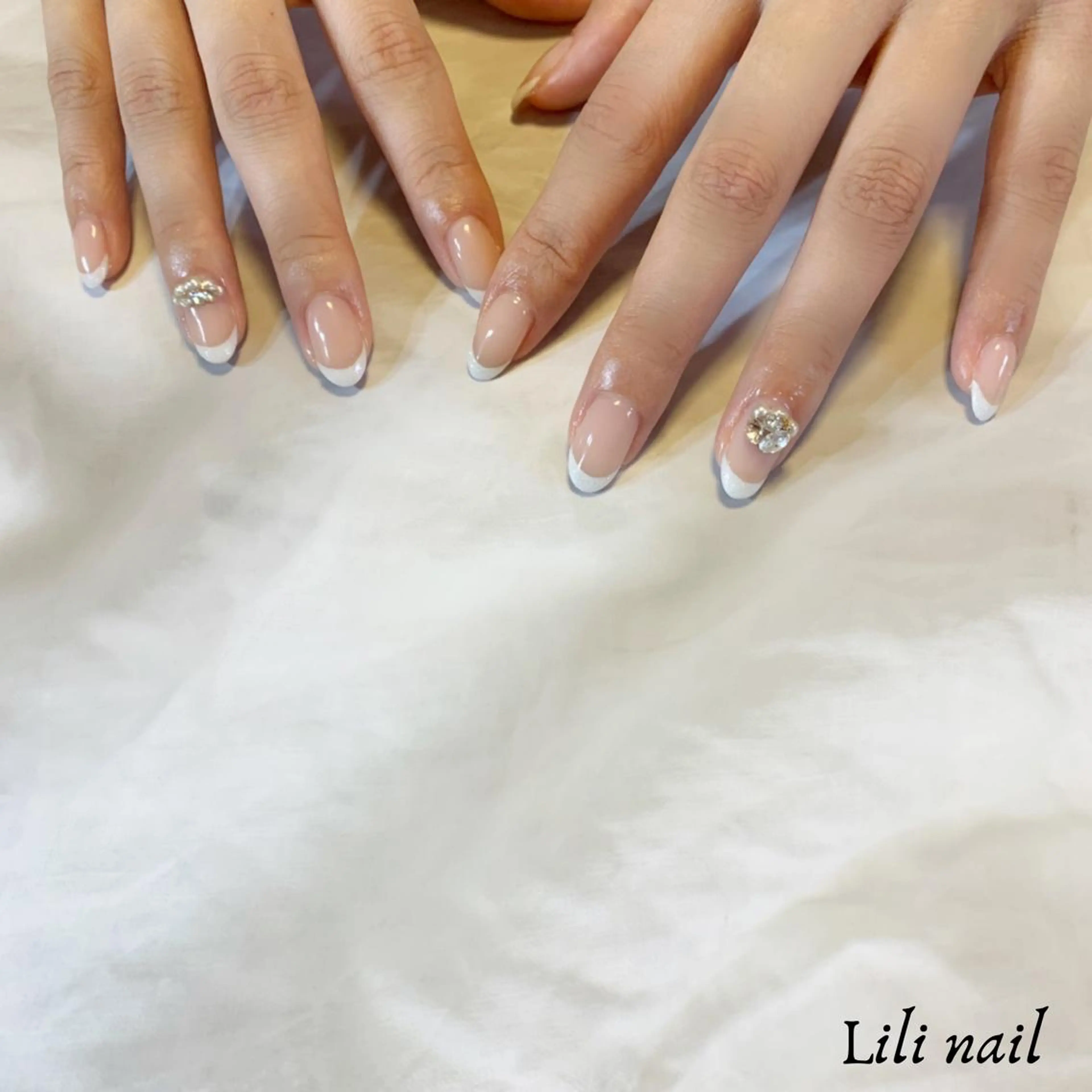 ネイル フレンチネイル グラデーション ラメ(グリッター) ワンカラーネイル Lili beauty salon所属・Lilibeauty salonのネイルデザイン