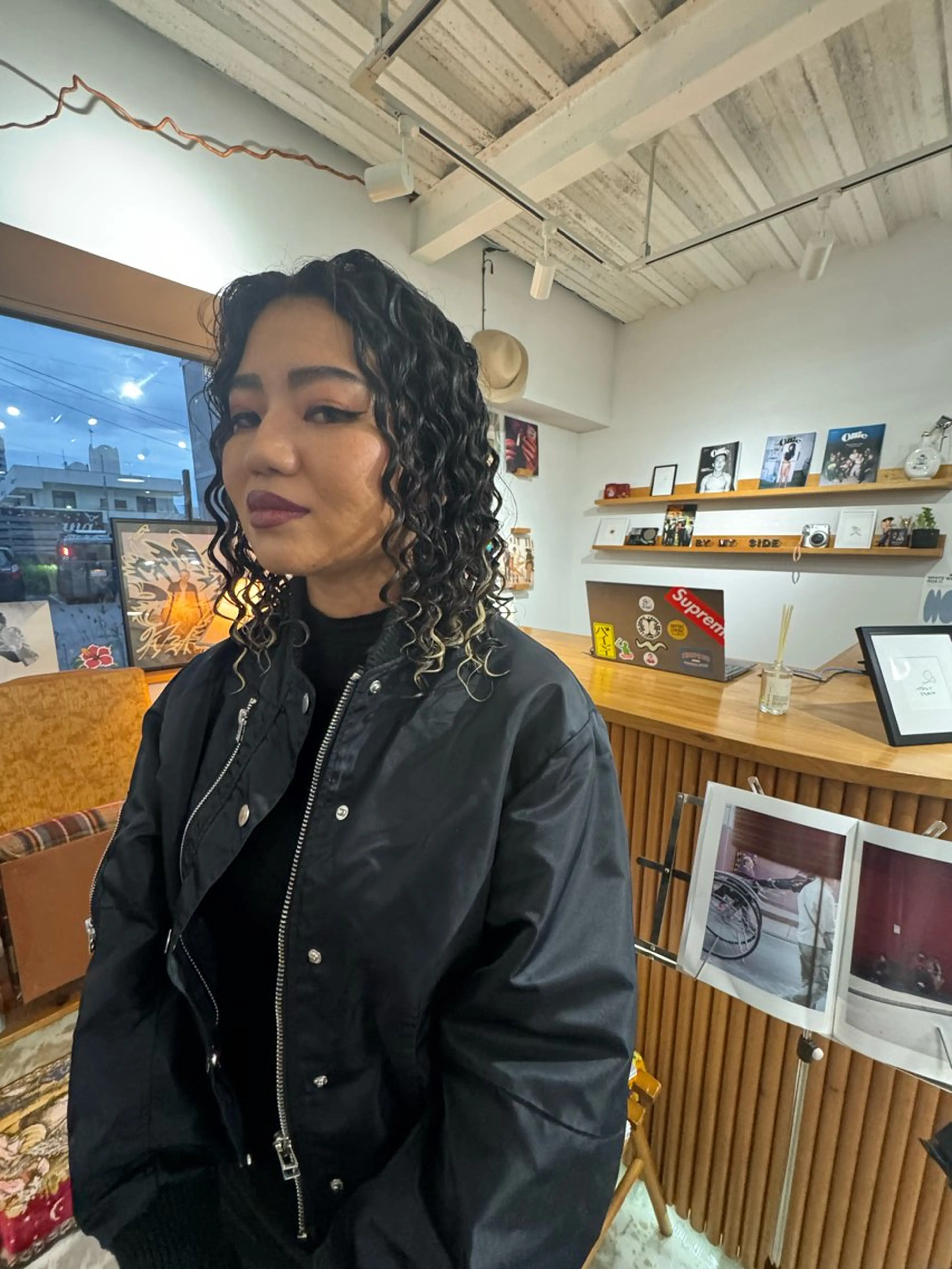 セミロング パーマ KOU×北谷× BY MY SIDEのヘアスタイル