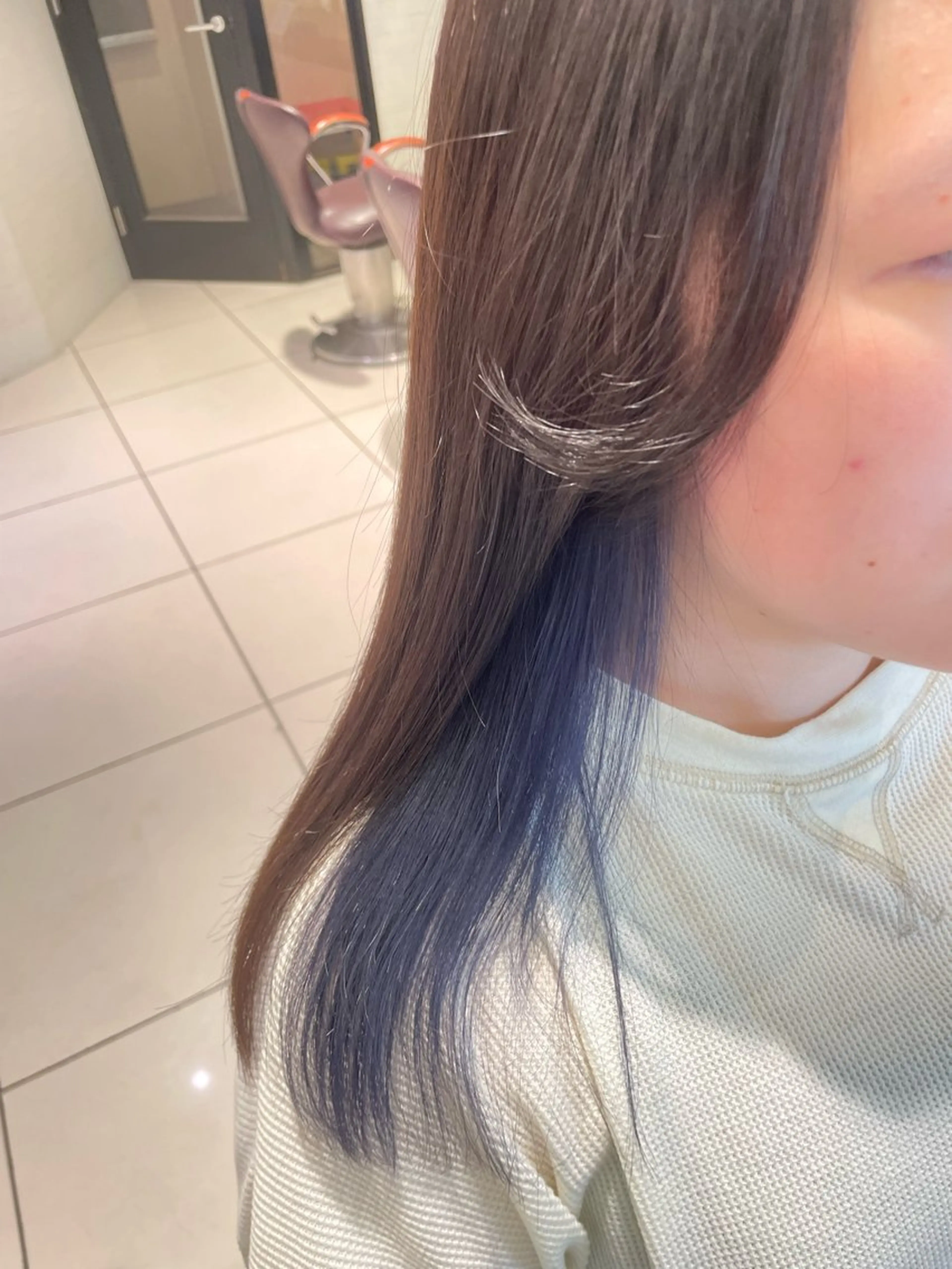 カラー ブルーカラー ブルーパープル イヤリングカラー 💈髪質改善特化💈 岡田 侑輝のヘアスタイル