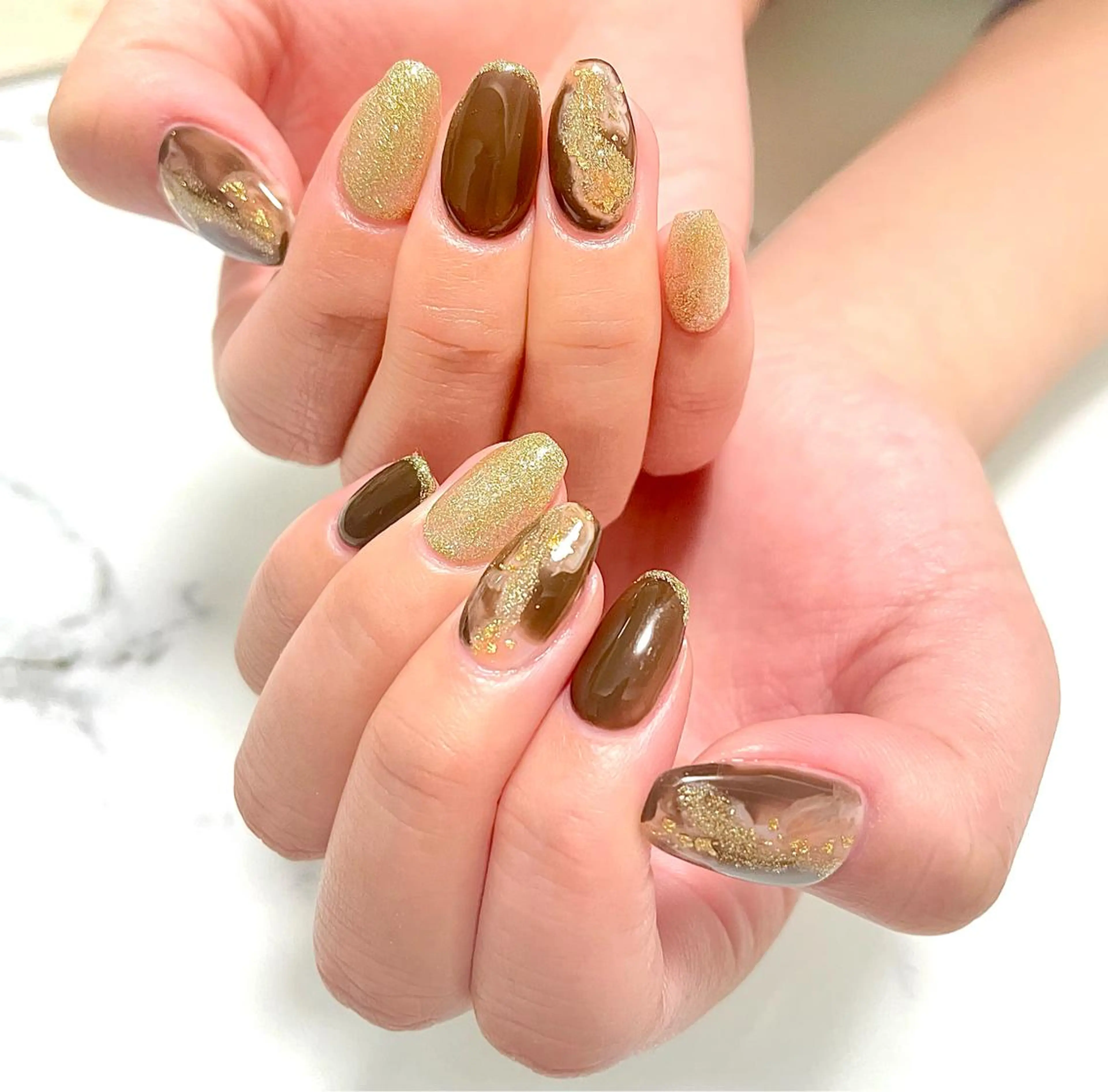 ミディアム 徳永 ひかりの眉毛・アイブロウイメージ