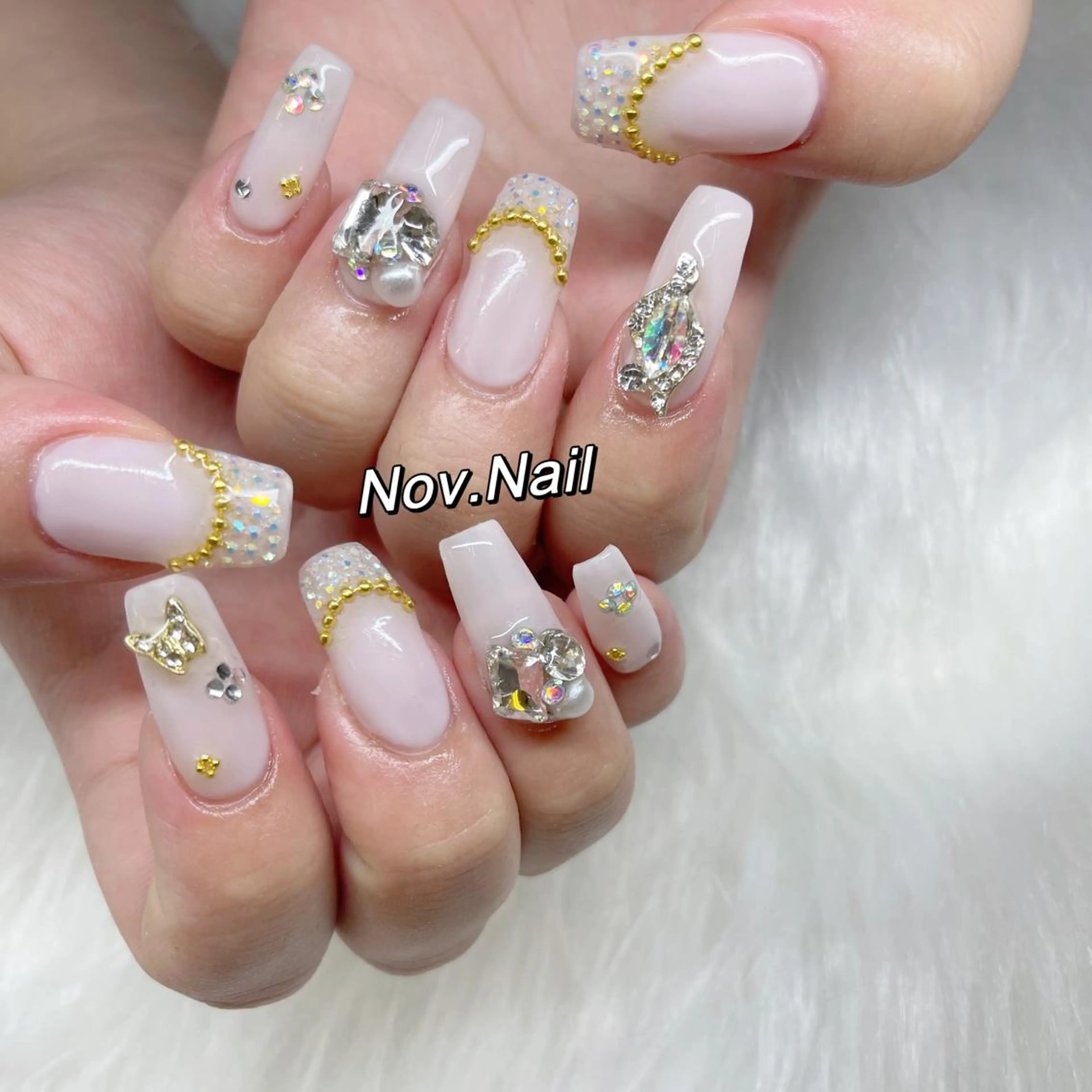 ネイル ハンドネイル ハンドケア Nov. ネイルサロンのネイルデザイン