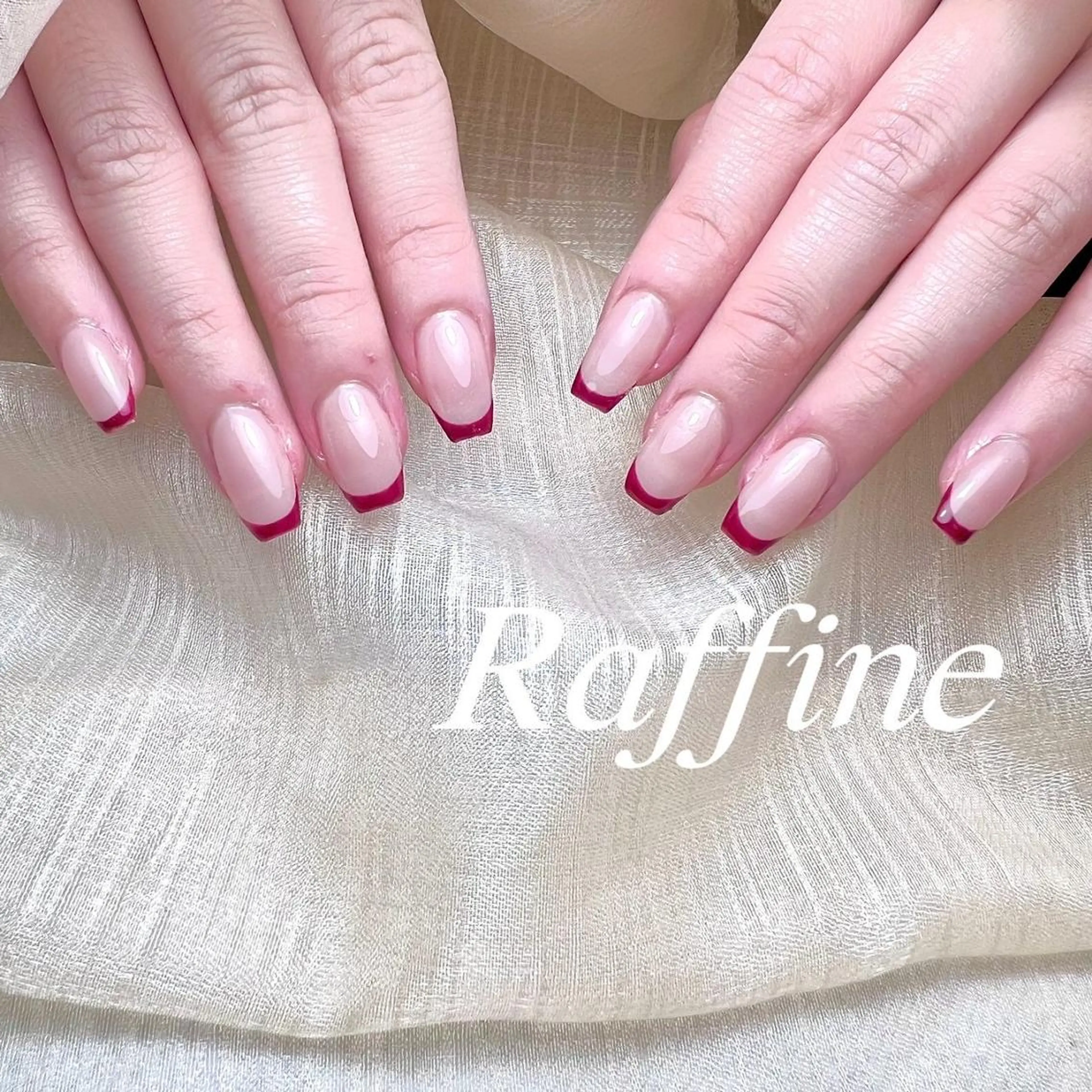 ネイル RAFFINE 月🦋🩵のネイルデザイン