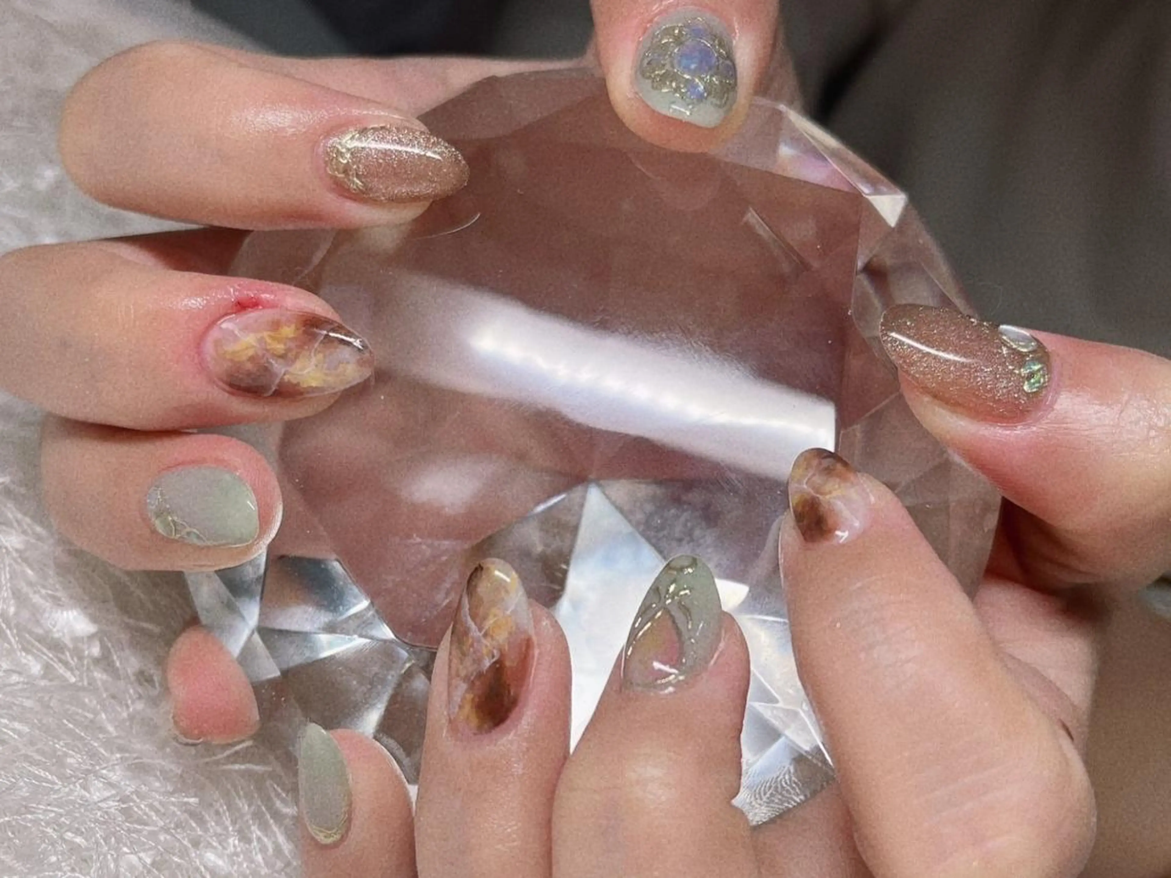 ネイル 長さ出し ジェルネイル グラデーション 韓国ネイル マグネットネイル ハンドネイル Nail&eye Belire 新宿のネイルデザイン