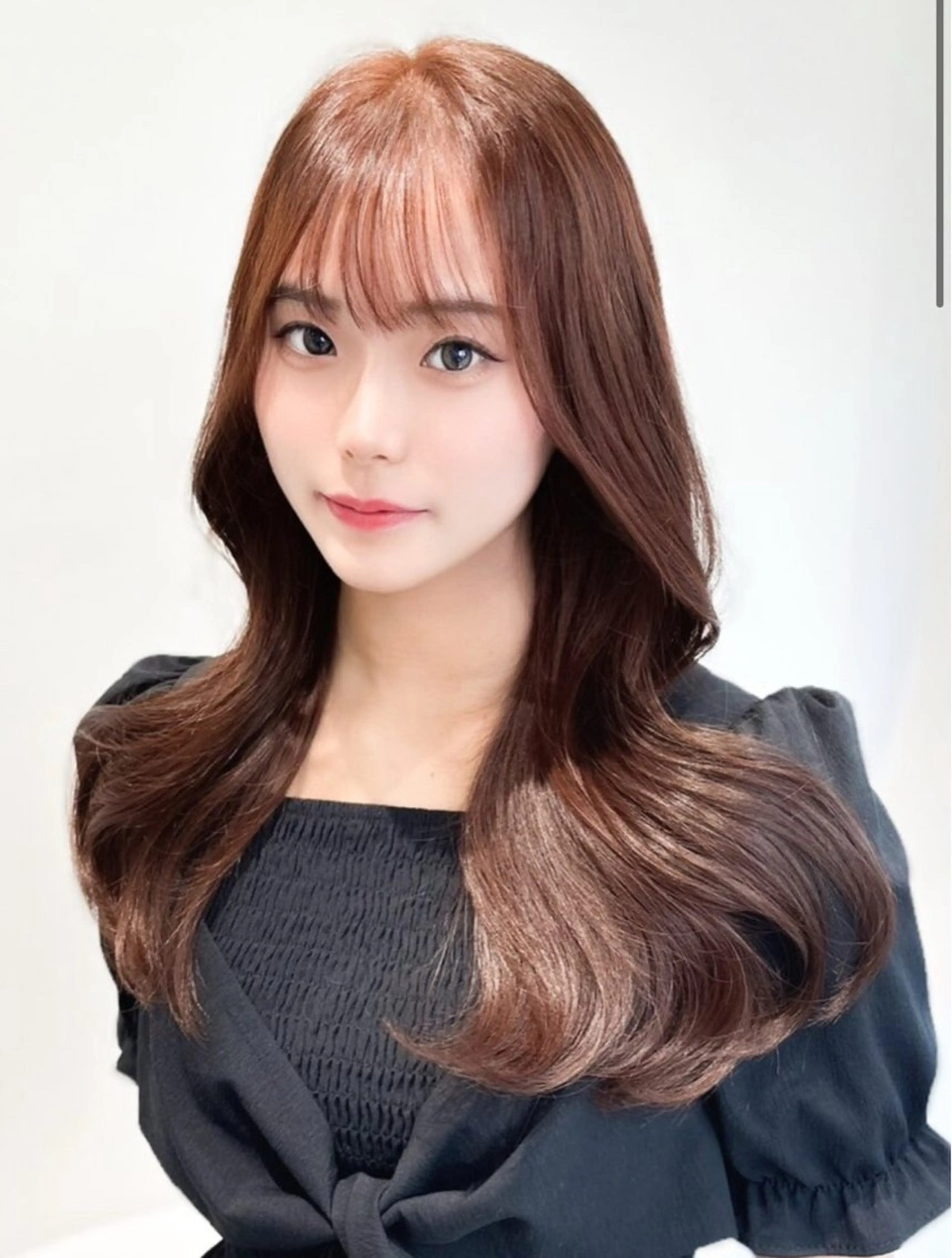 ロング カラー 伊藤 優里のヘアスタイル