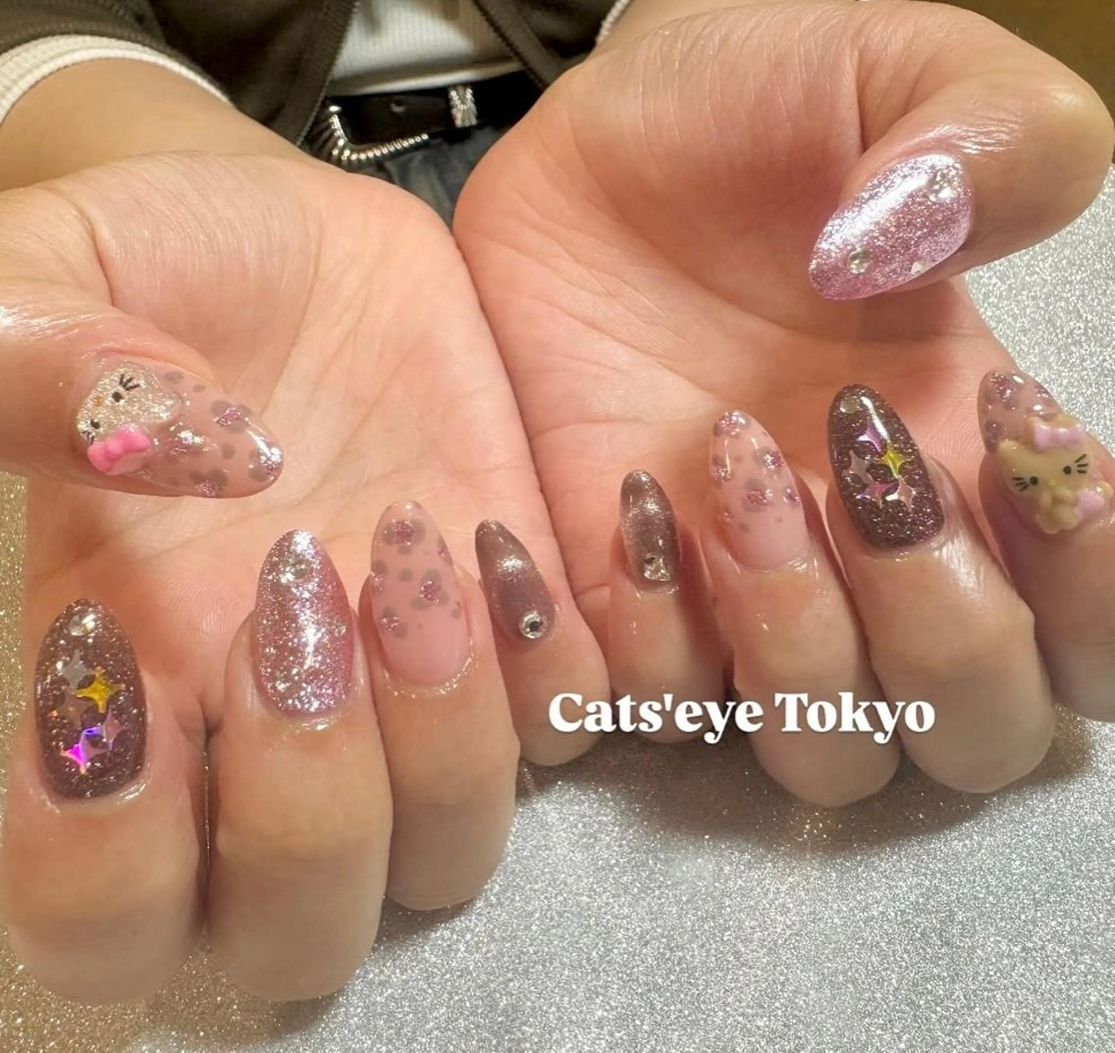 ネイル アートネイル ジェルネイル キラキラネイル マグネットネイル ミラーネイル Cat's eye TOKYO 新宿店のネイルデザイン