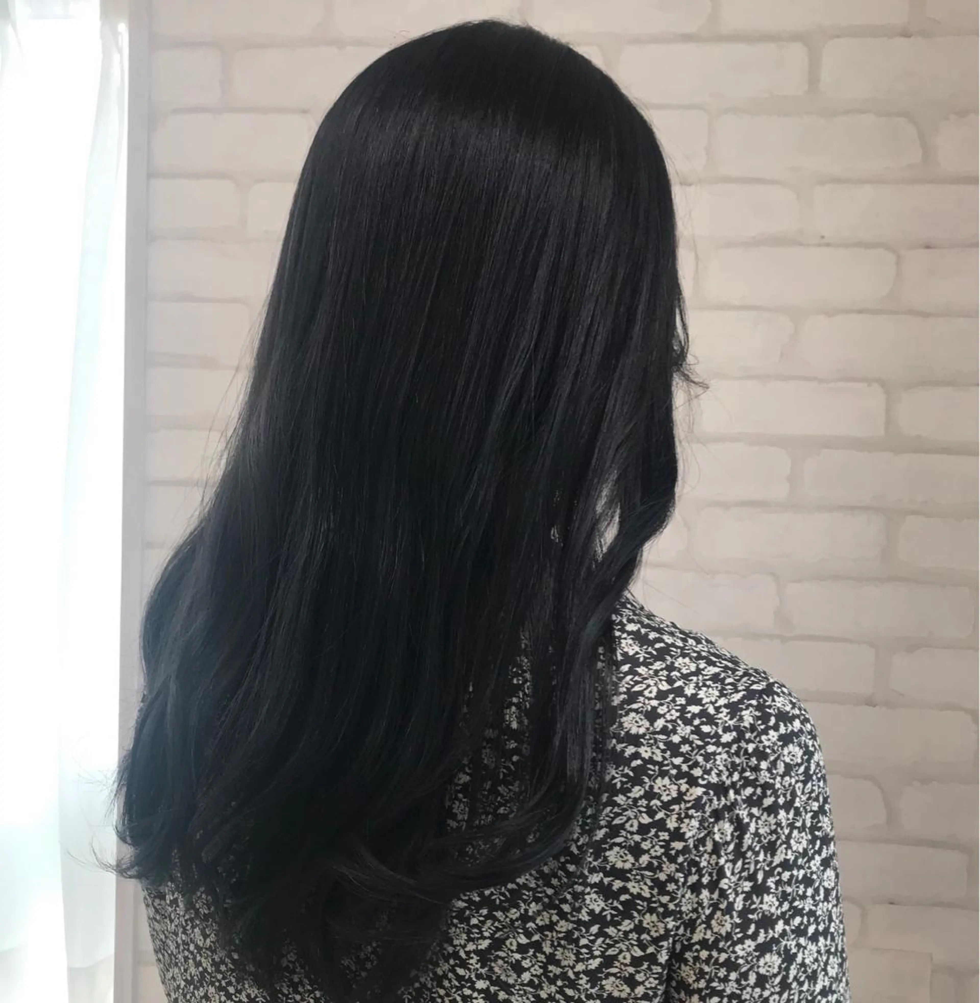 セミロング カラー abilita AZUSAのヘアスタイル
