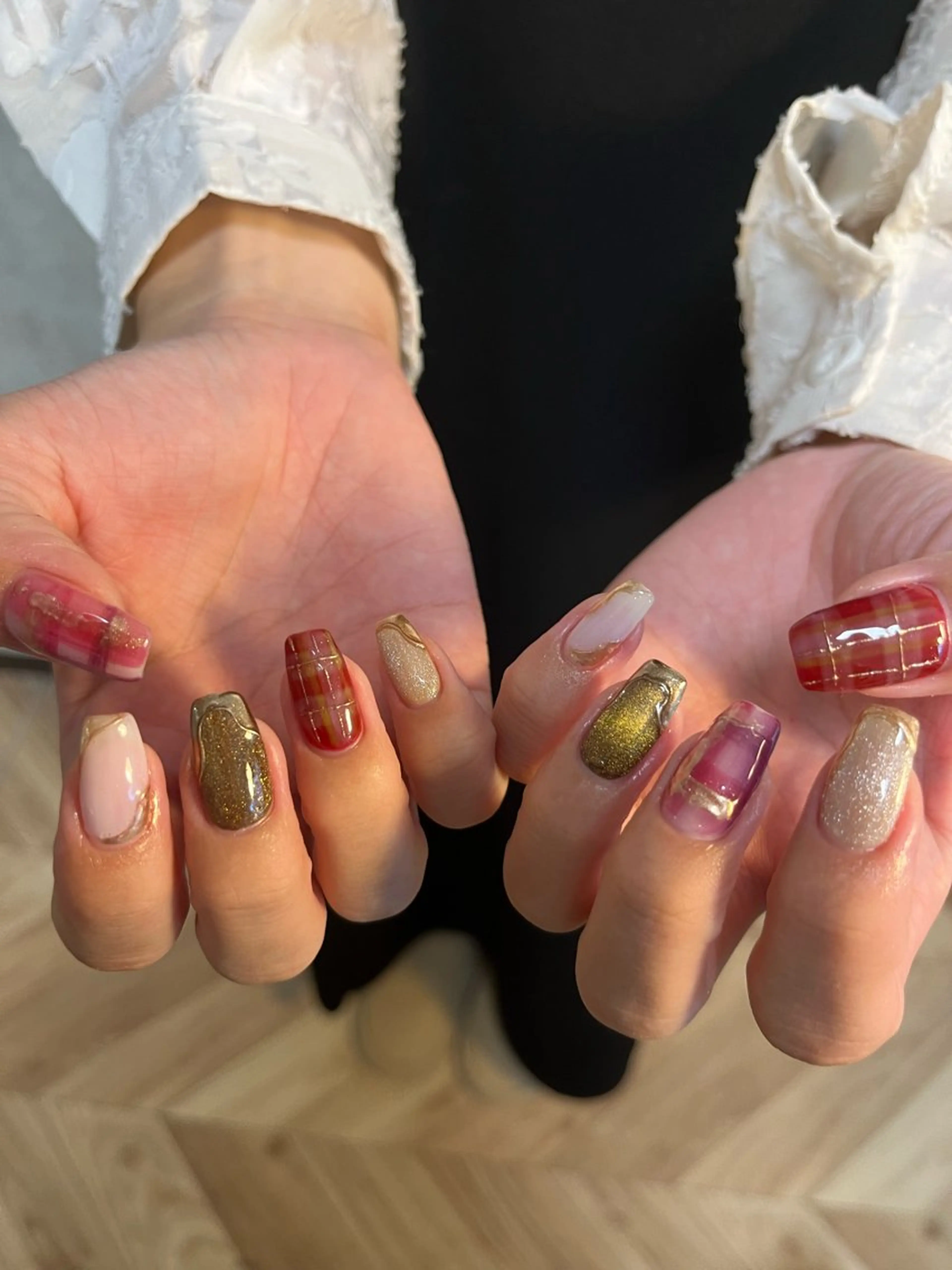 ネイル Amber21.所属・Nagahama Akariのネイルデザイン