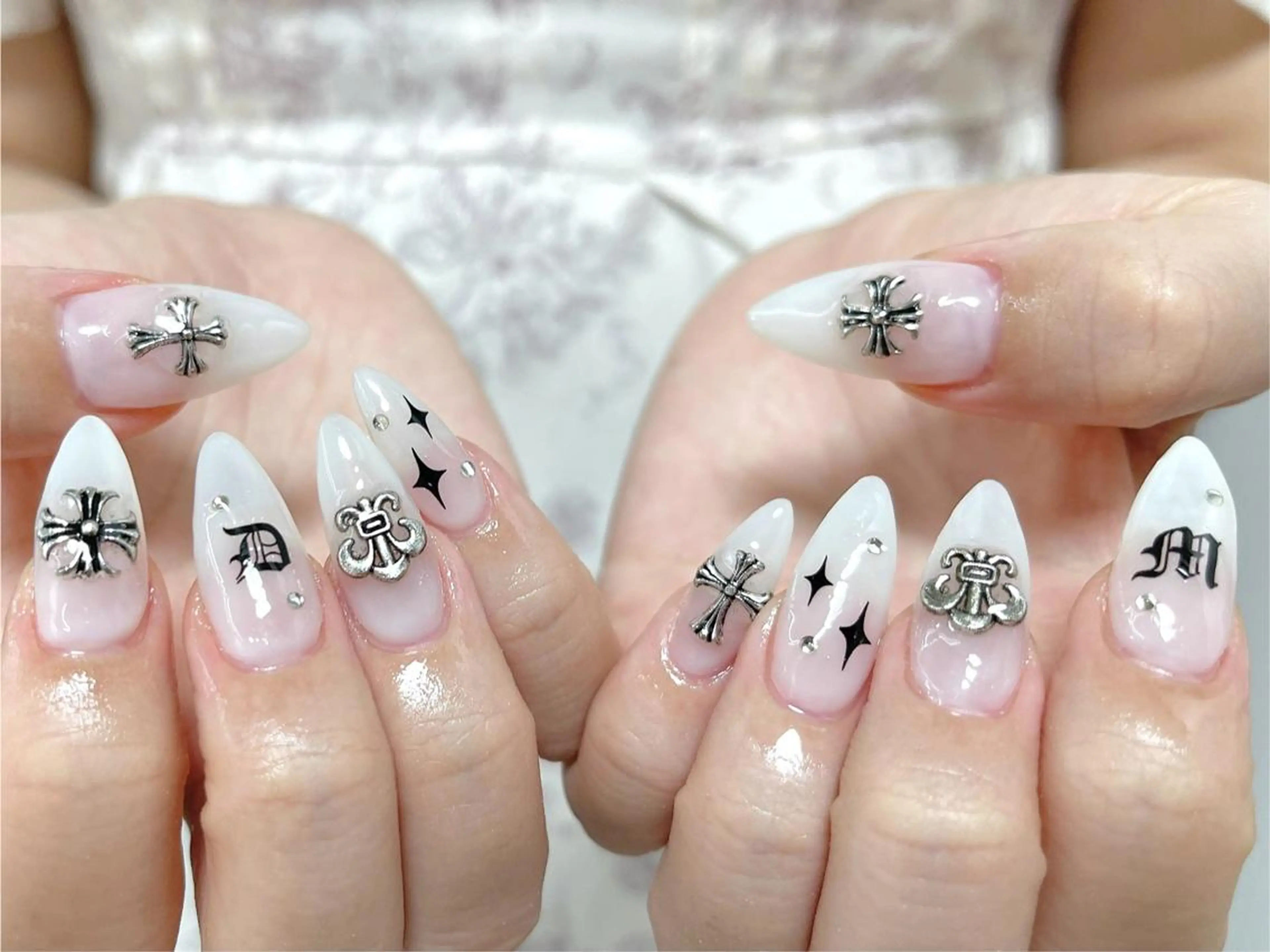 ネイル 🦋y y Nail 🤍のネイルデザイン