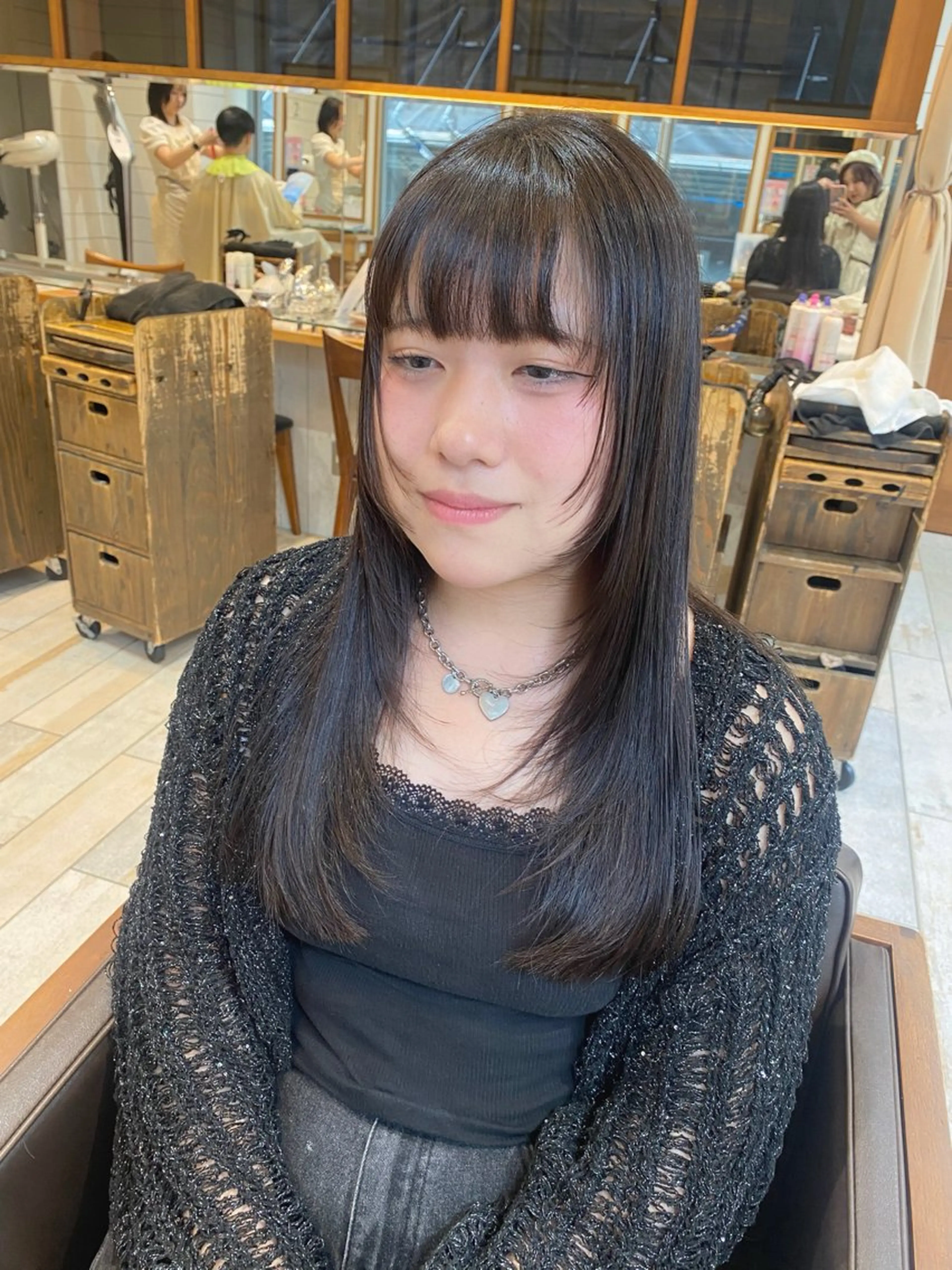 【湿気対策🌀】前髪、顔周り美髪縮毛矯正＋1step Aujua treatment❤︎の写真