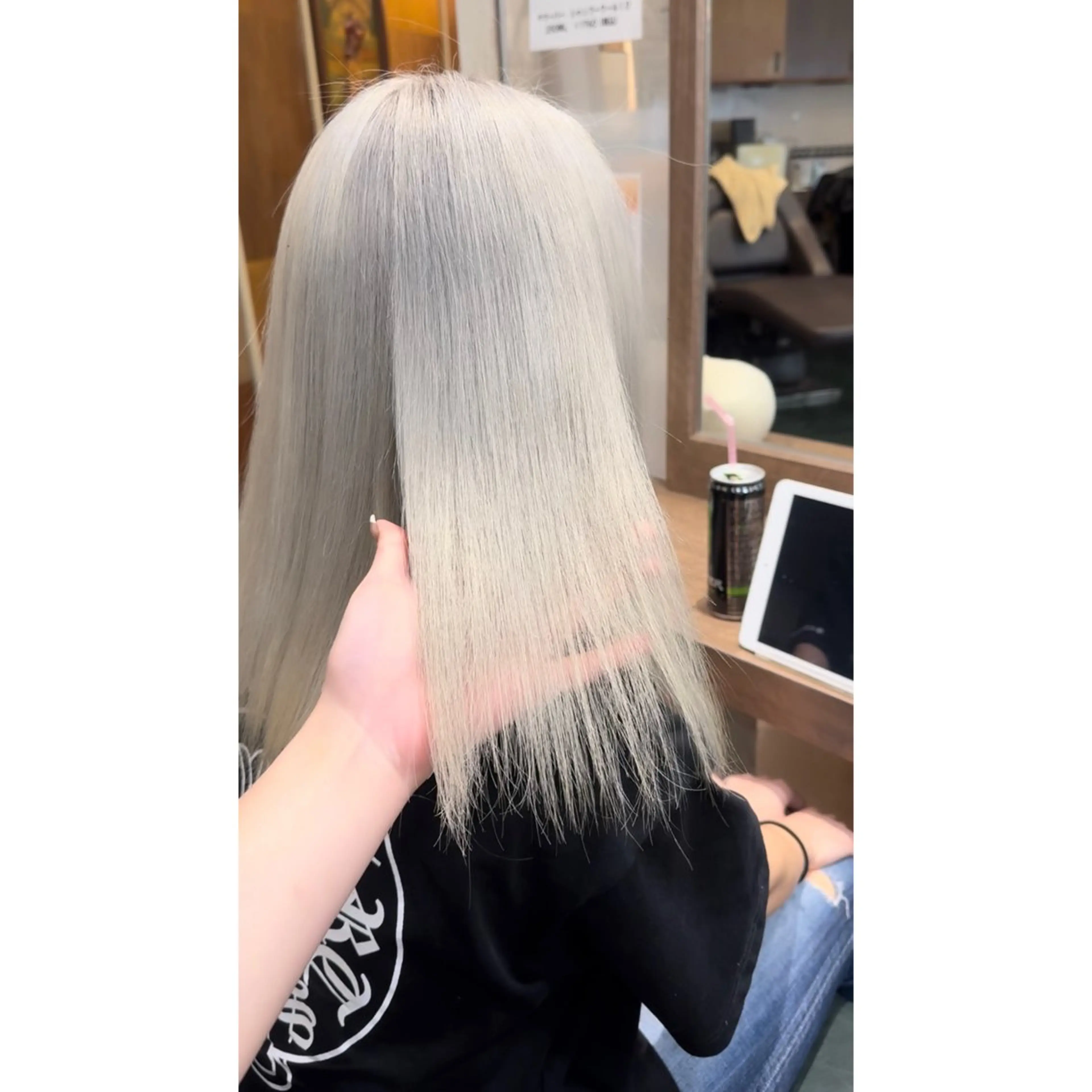 セミロング ヘアカラー トリートメント ハイトーン/ ダブルカラー/透明感のヘアスタイル