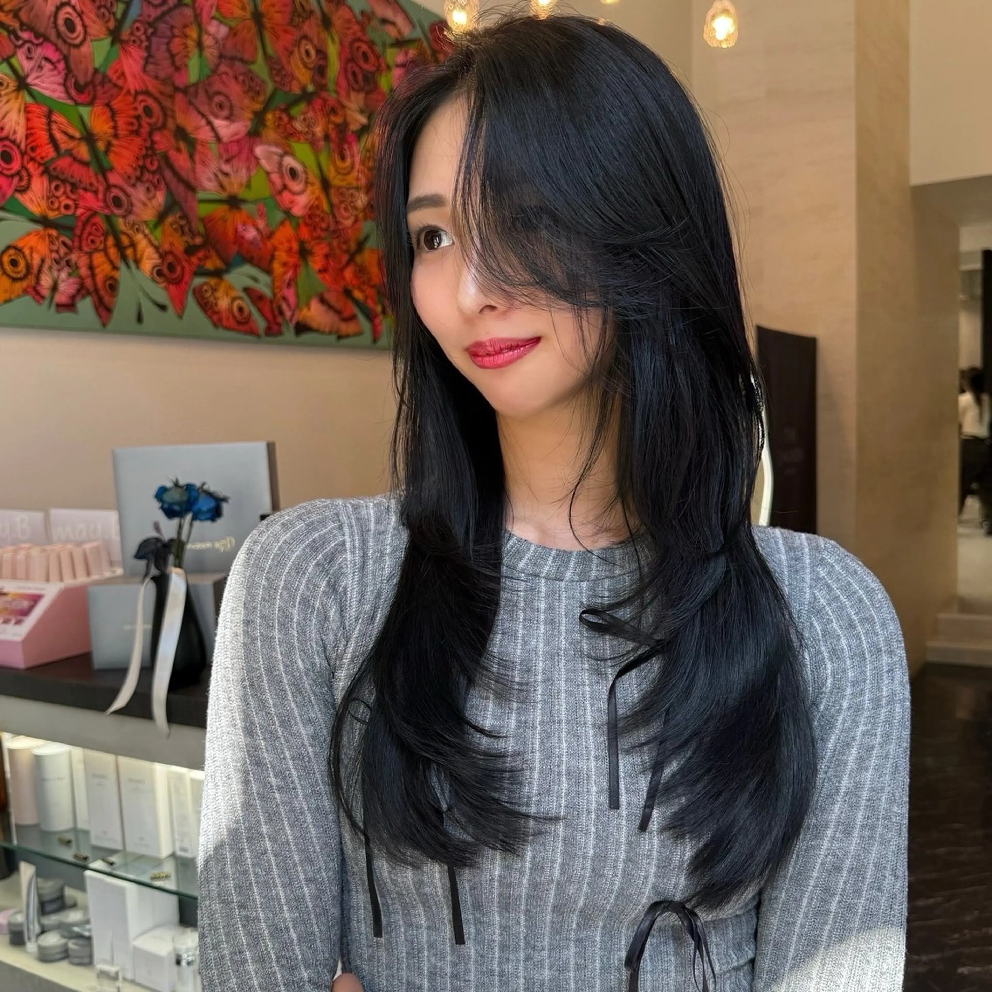 ロング カット ヘアカラー トリートメント 韓国ヘア🇰🇷 YURIYAのヘアスタイル