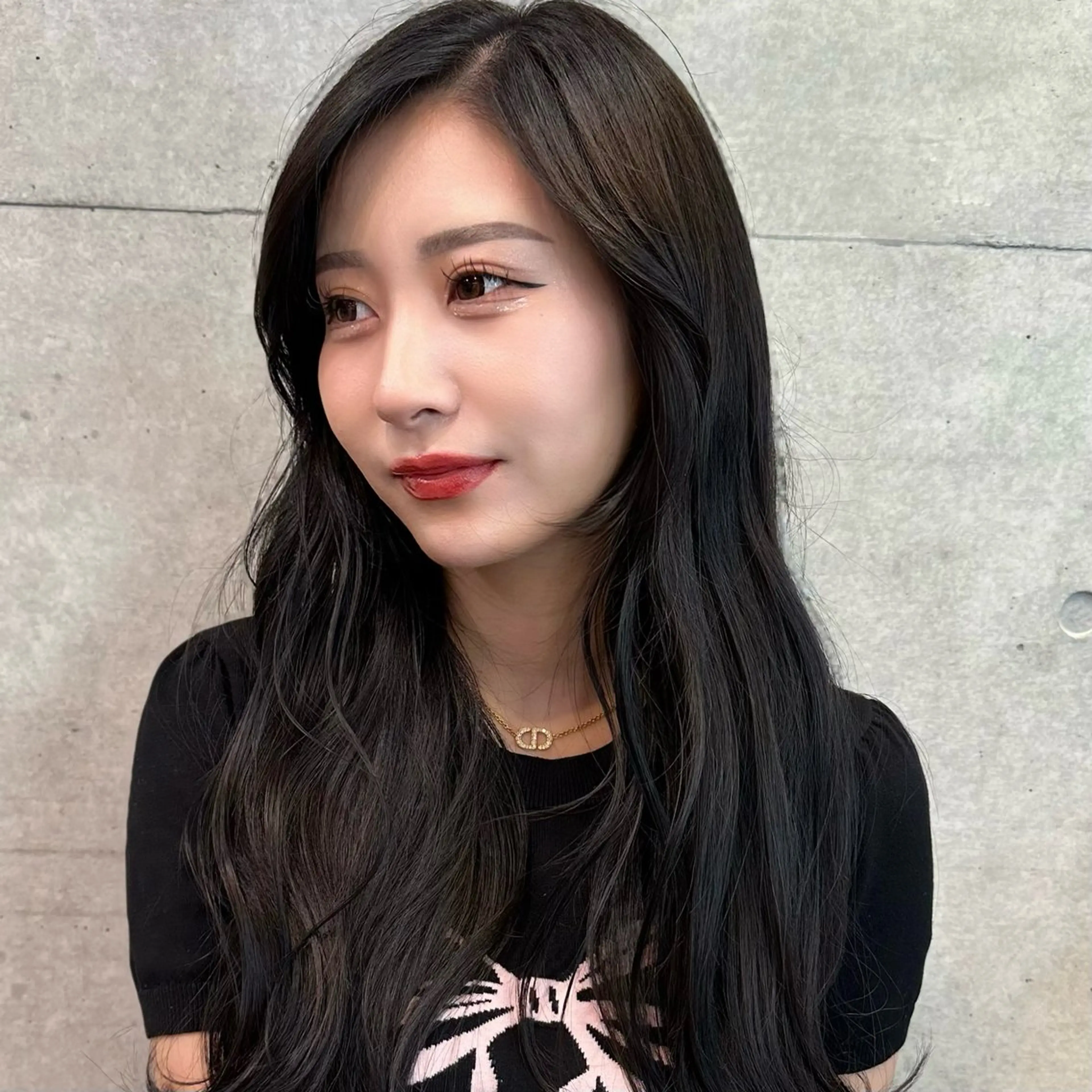 ミディアム レイヤーカット カット ヘアカラー オシャレ髪✔️ 店長オオキアキヒロのヘアスタイル