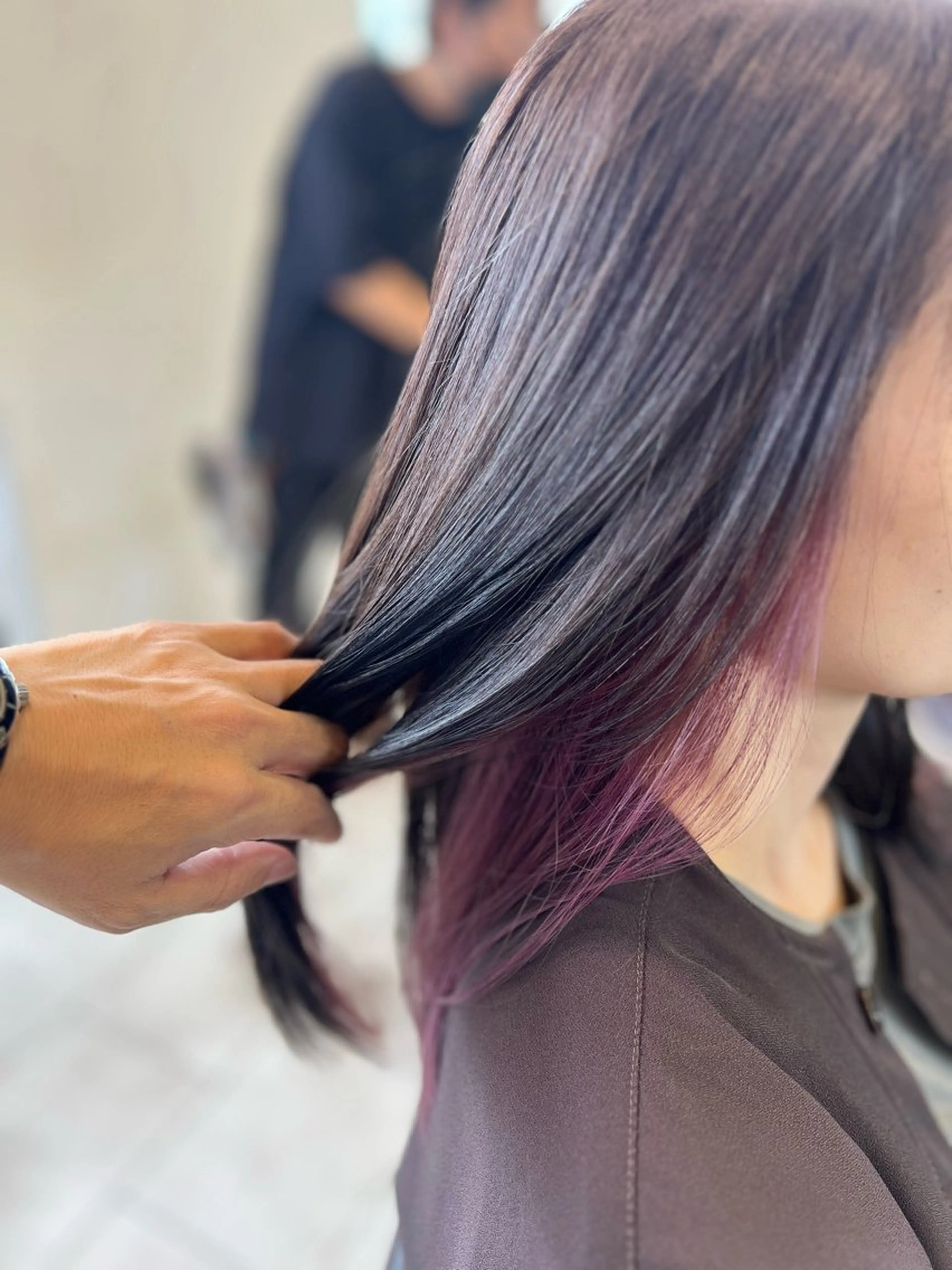 イルミナカラー使用インナーカラーの写真