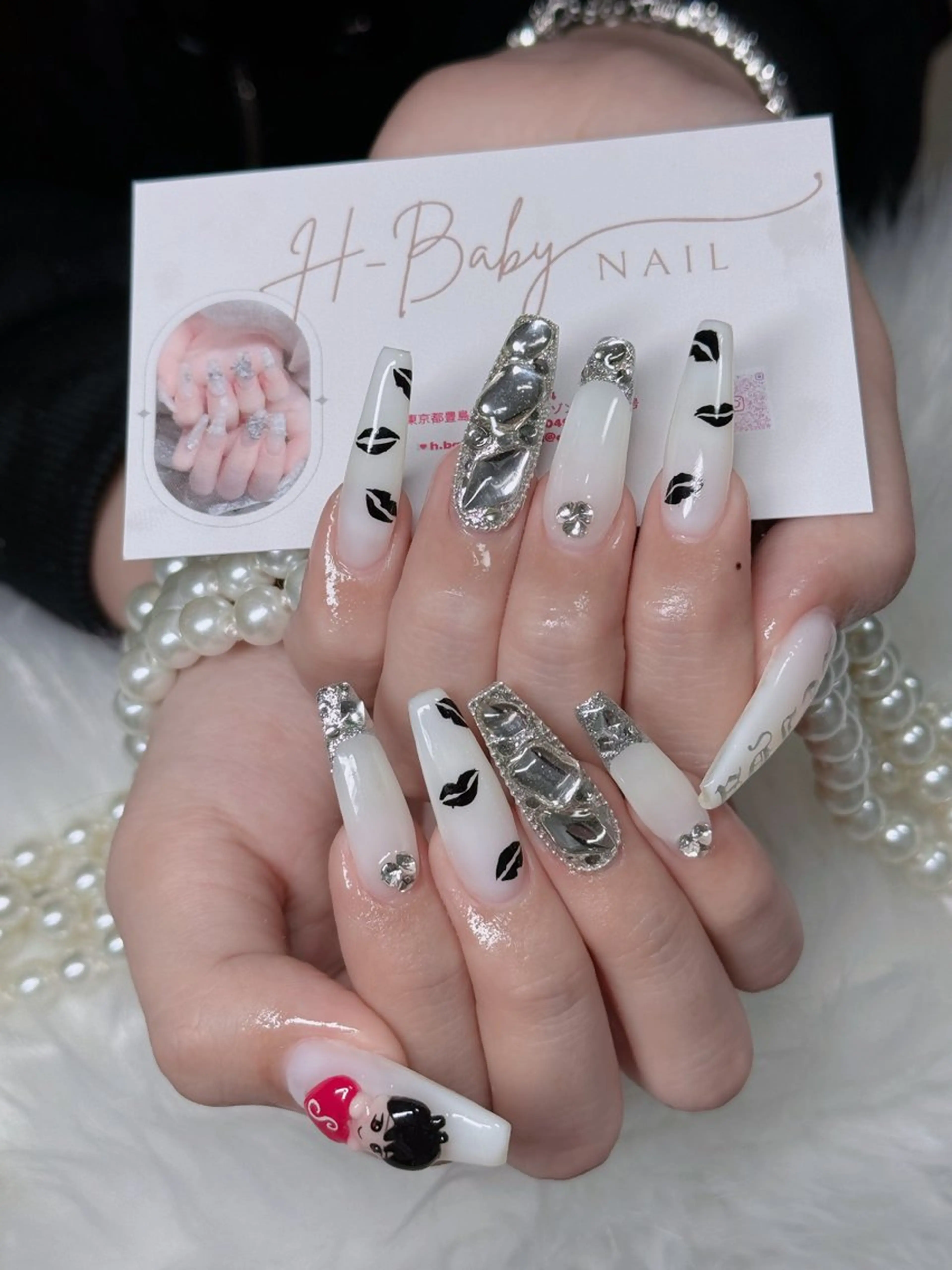 ネイル フレンチネイル ジェルネイル ハロウィン キラキラネイル 韓国ネイル H.baby Nail Salonのネイルデザイン