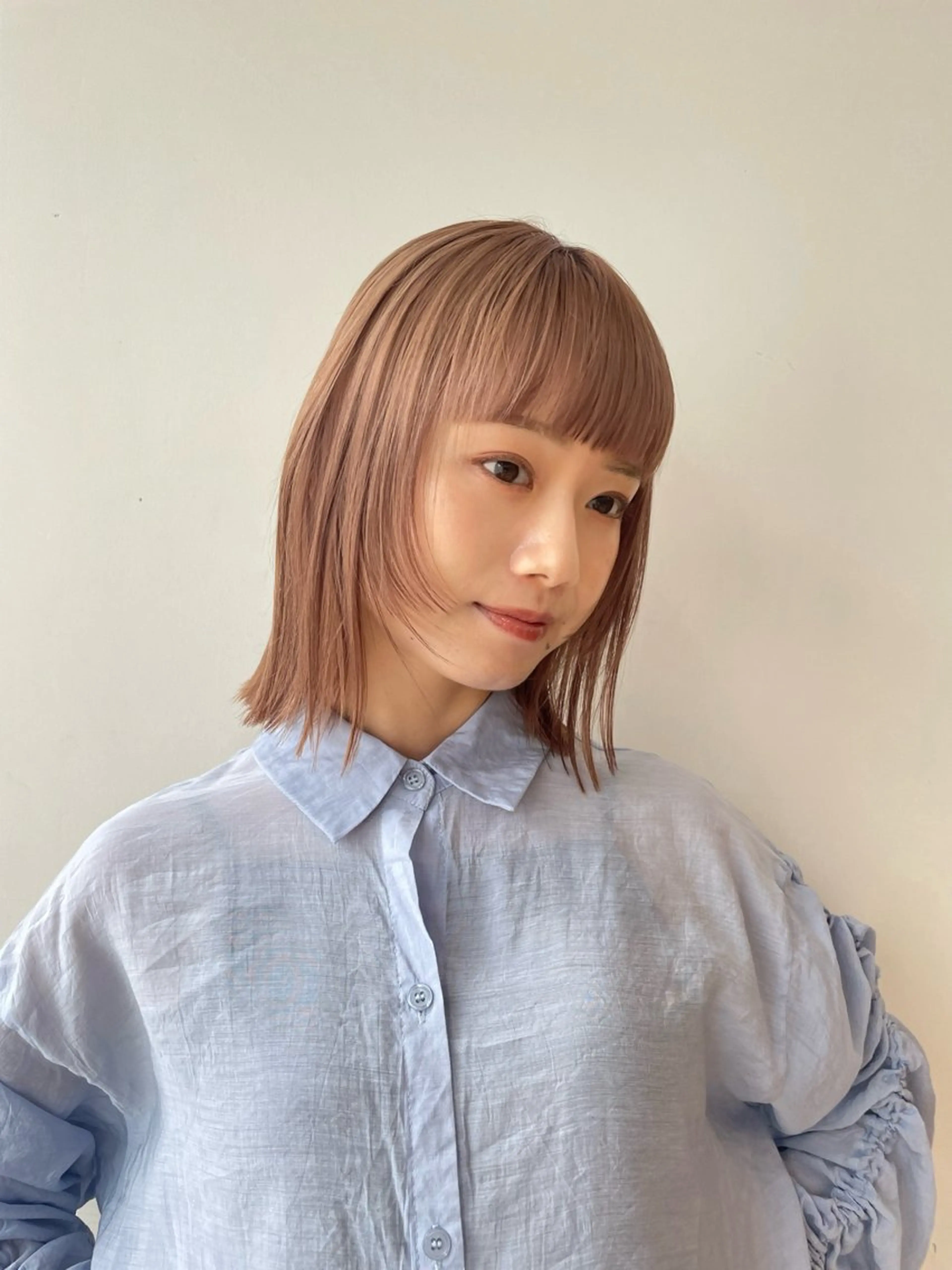 ショート カラー ベージュカラー ピンクカラー ピンクベージュ 顔まわり/レイヤー/ 透明感/まいな🥨のヘアスタイル