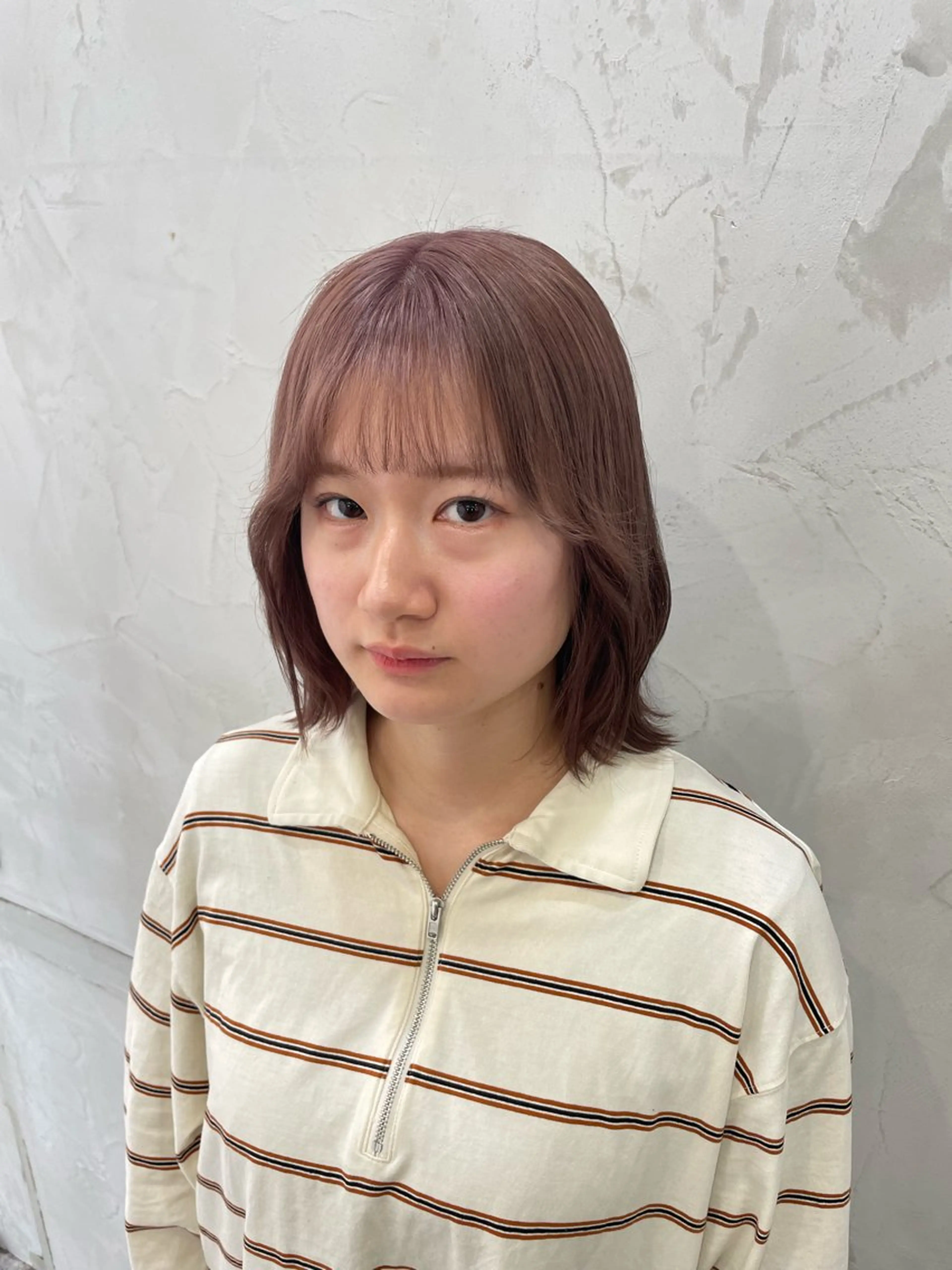 カラー ベージュカラー ブリーチ ピンクカラー ピンクベージュ MaisonHALU さくらのヘアスタイル