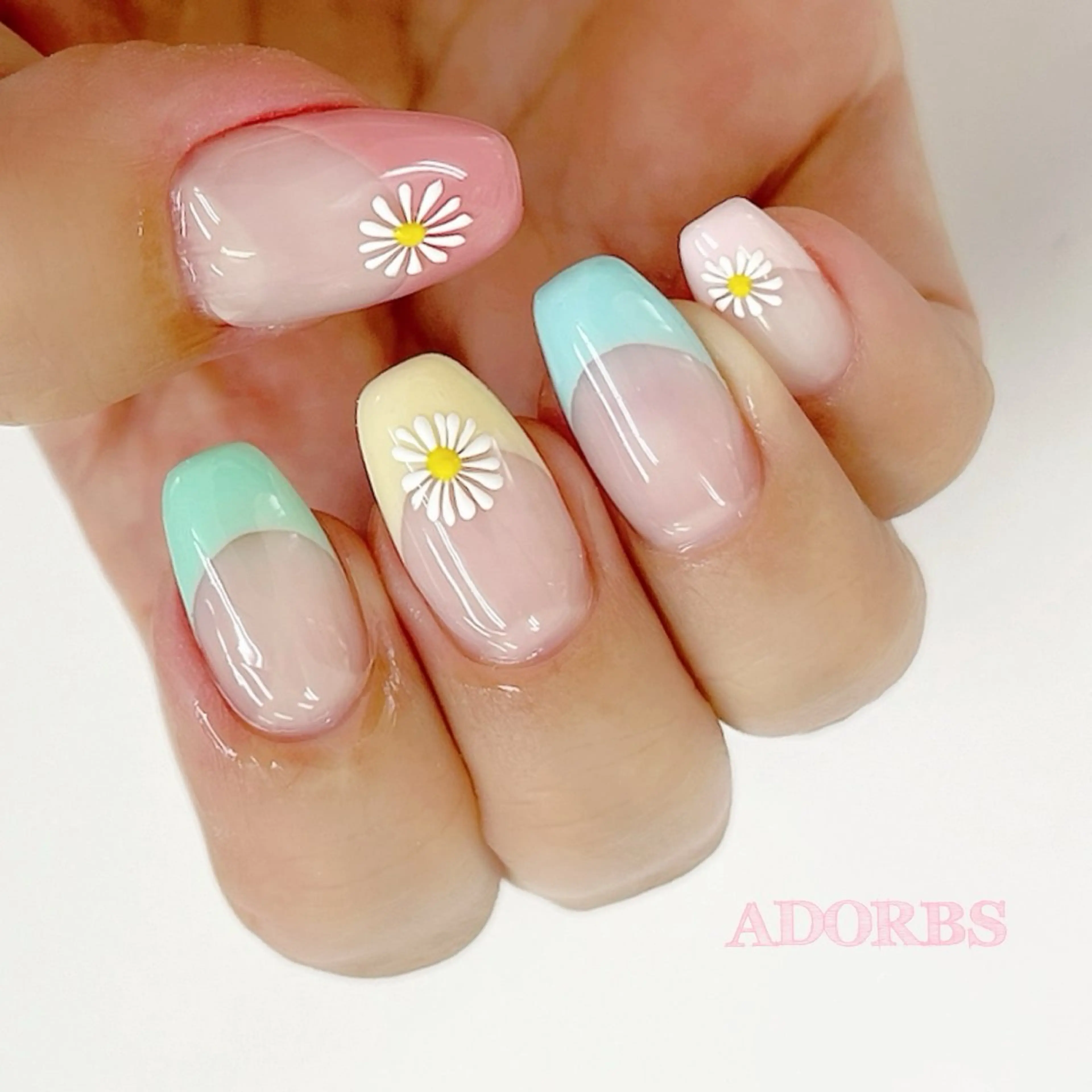 ネイル ハンドネイル ADORBS ✩上福岡のネイルデザイン