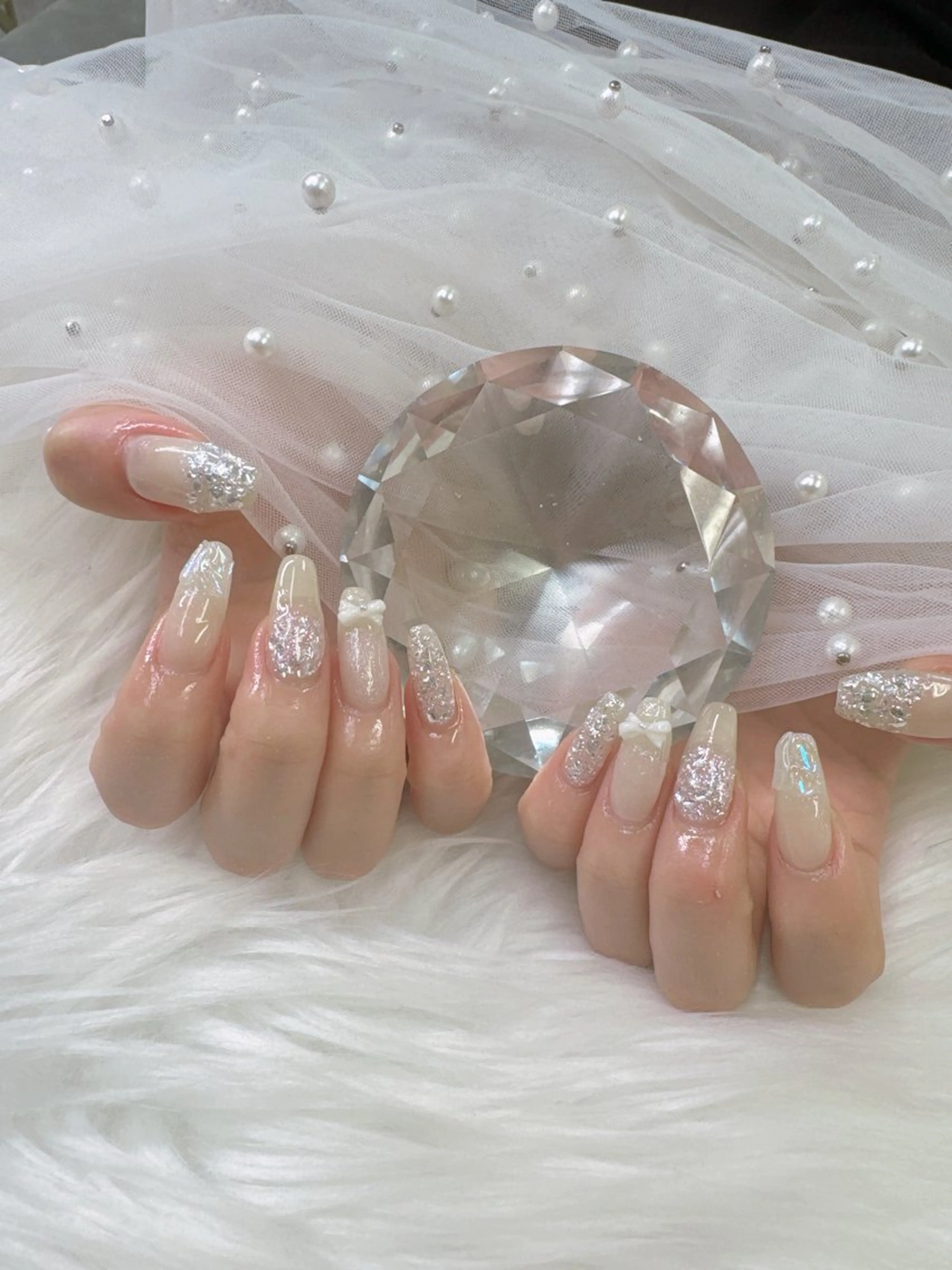 ネイル アートネイル ボルドー チークネイル ドット フットネイル ハンドネイル クイーンズネイル銀座所属・Queeens nailのネイルデザイン