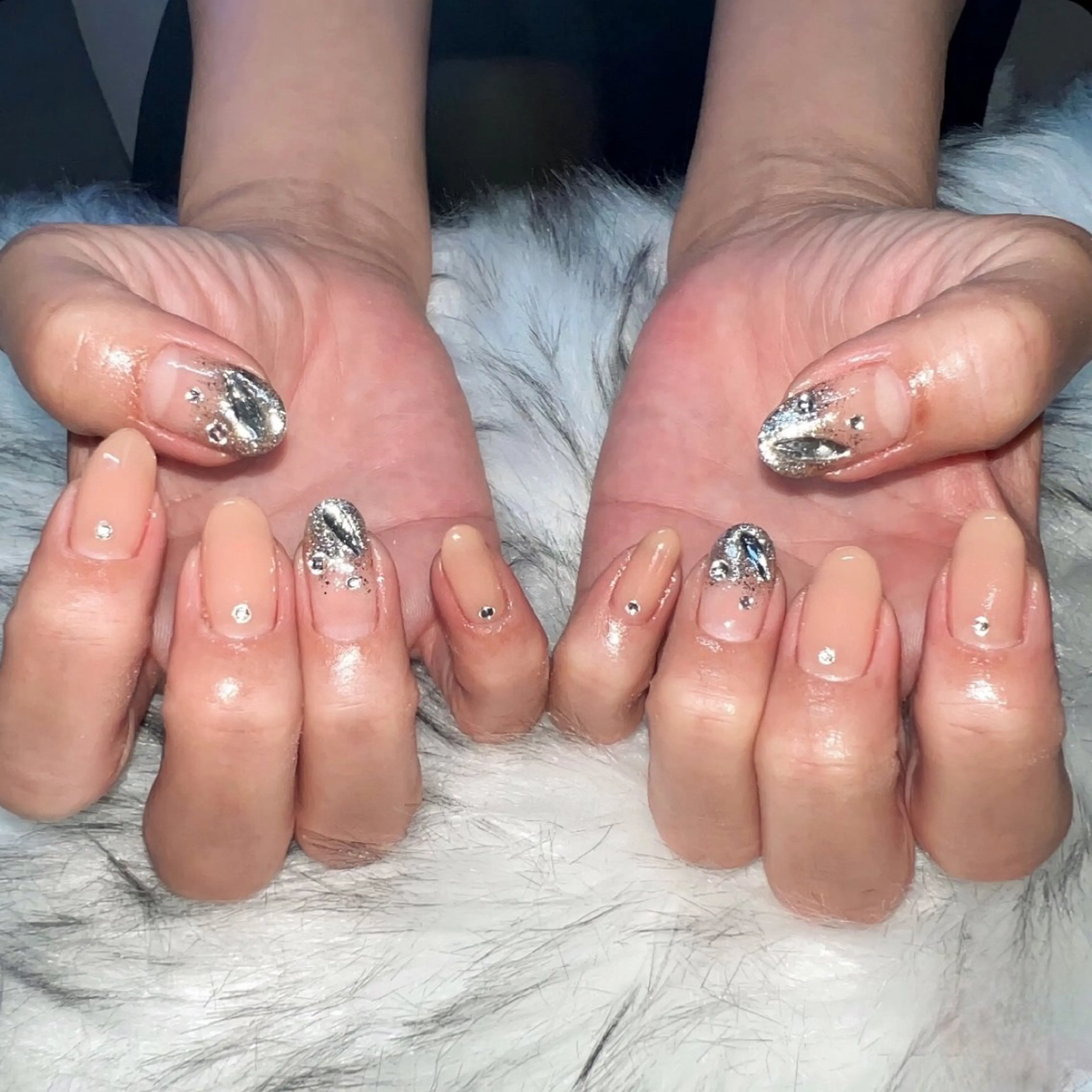 ミディアム ハンドネイル mao .のネイルデザイン