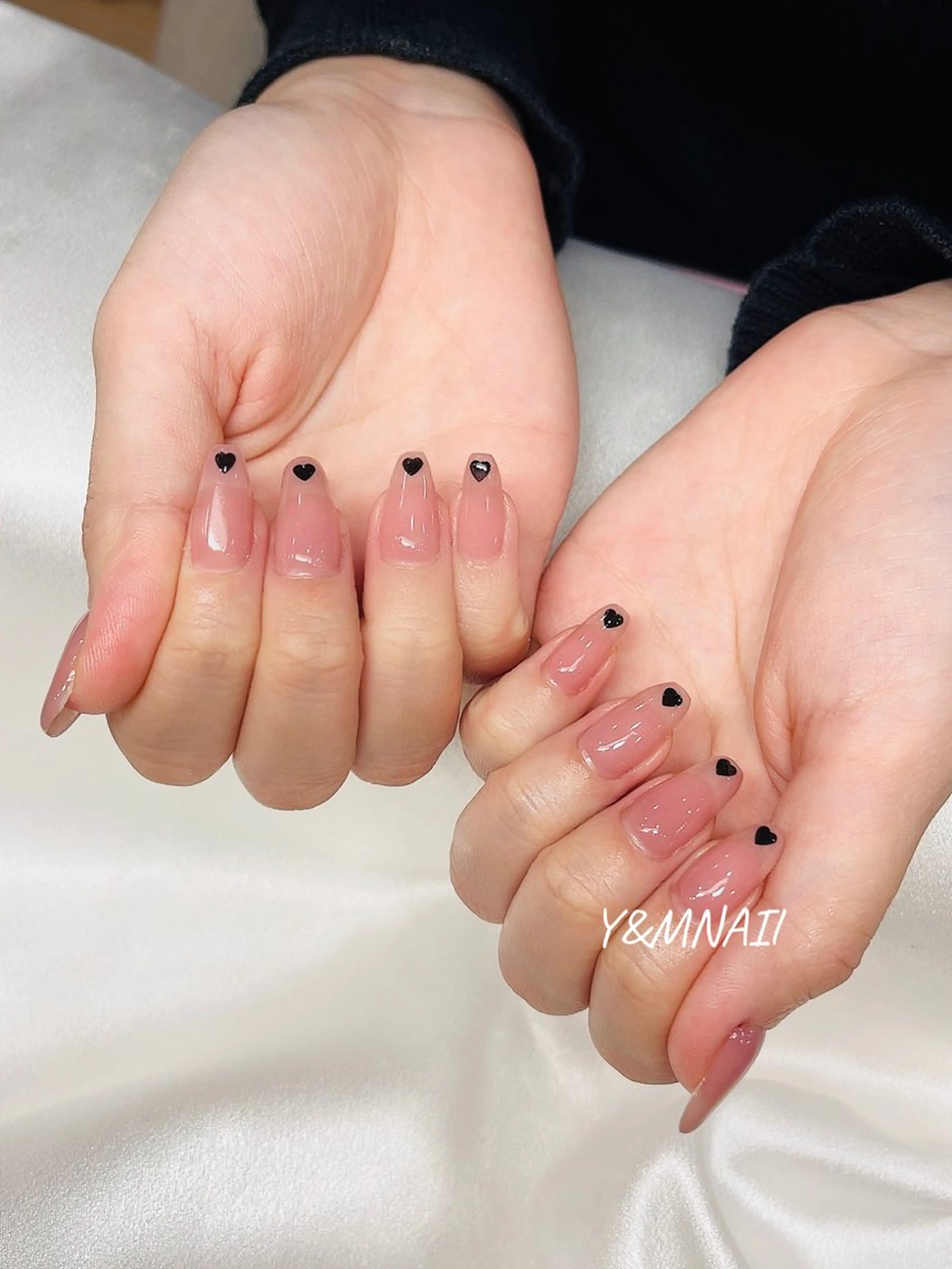 ネイル Ui_Amor (パラジェル)のネイルデザイン