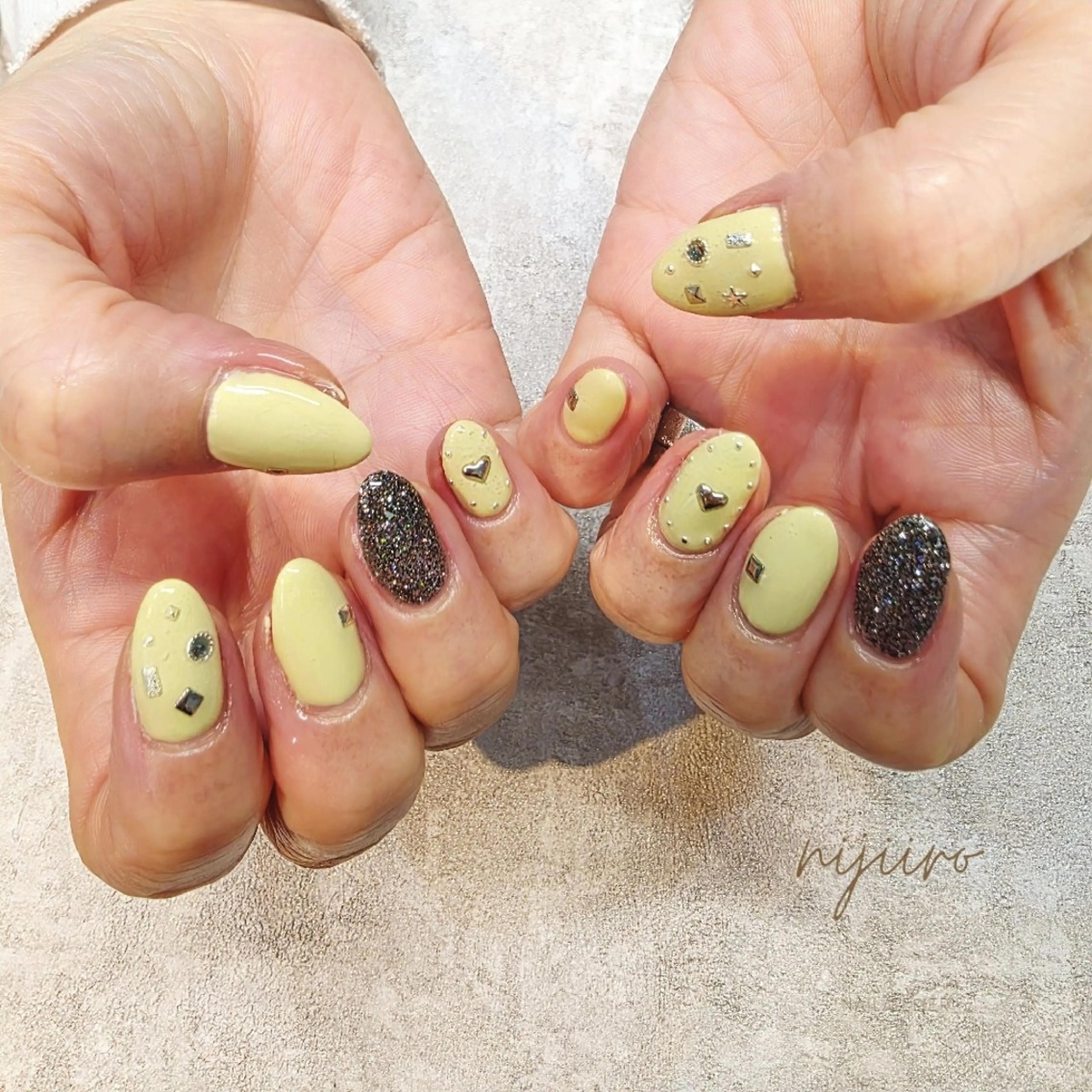 ネイル ハンドネイル nailatelier nijiiro.所属・nijiiro🌈 サトウのネイルデザイン