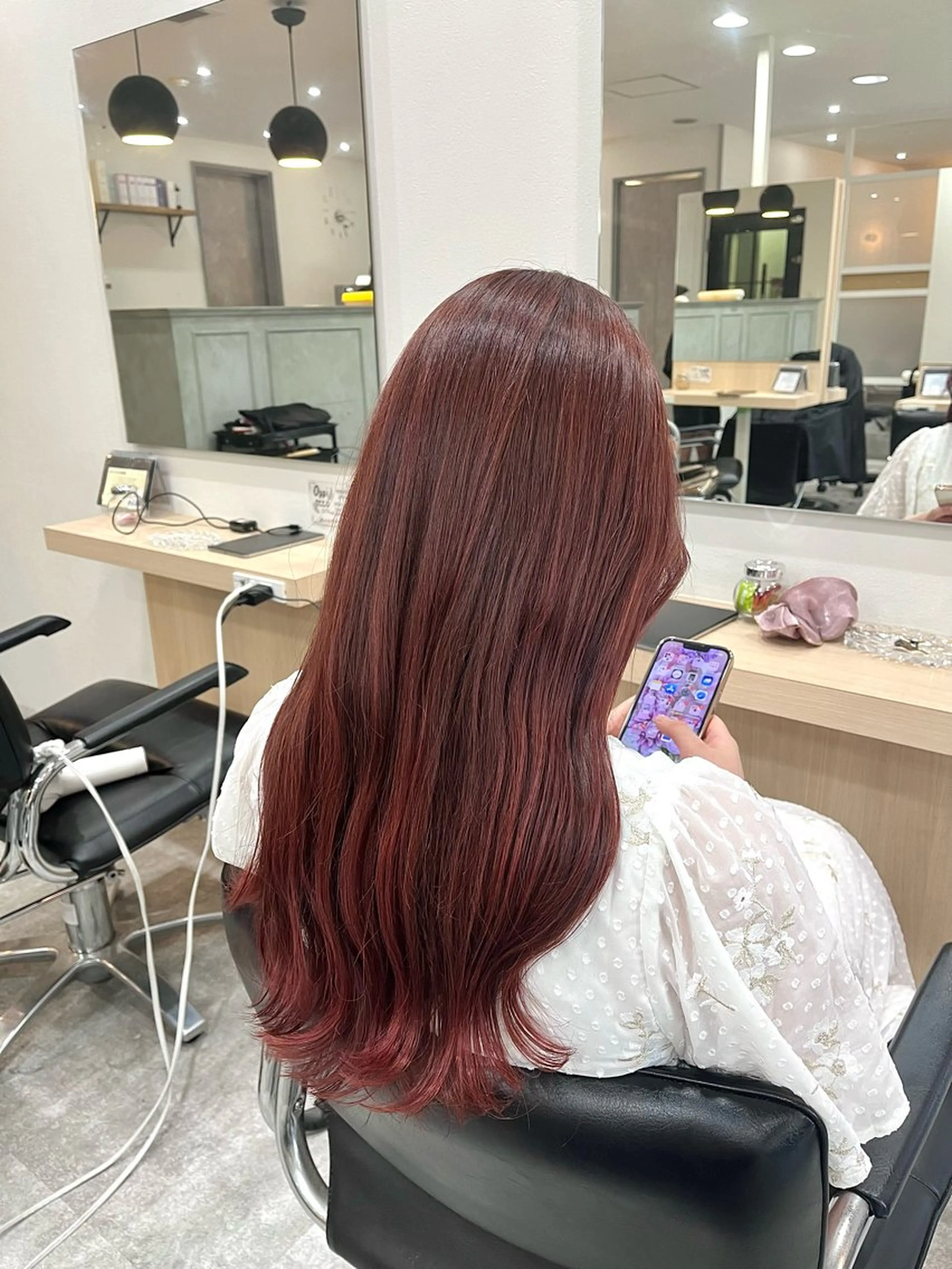 セミロング ピンクラベンダー カット ヘアカラー トリートメント HIRO .のヘアスタイル