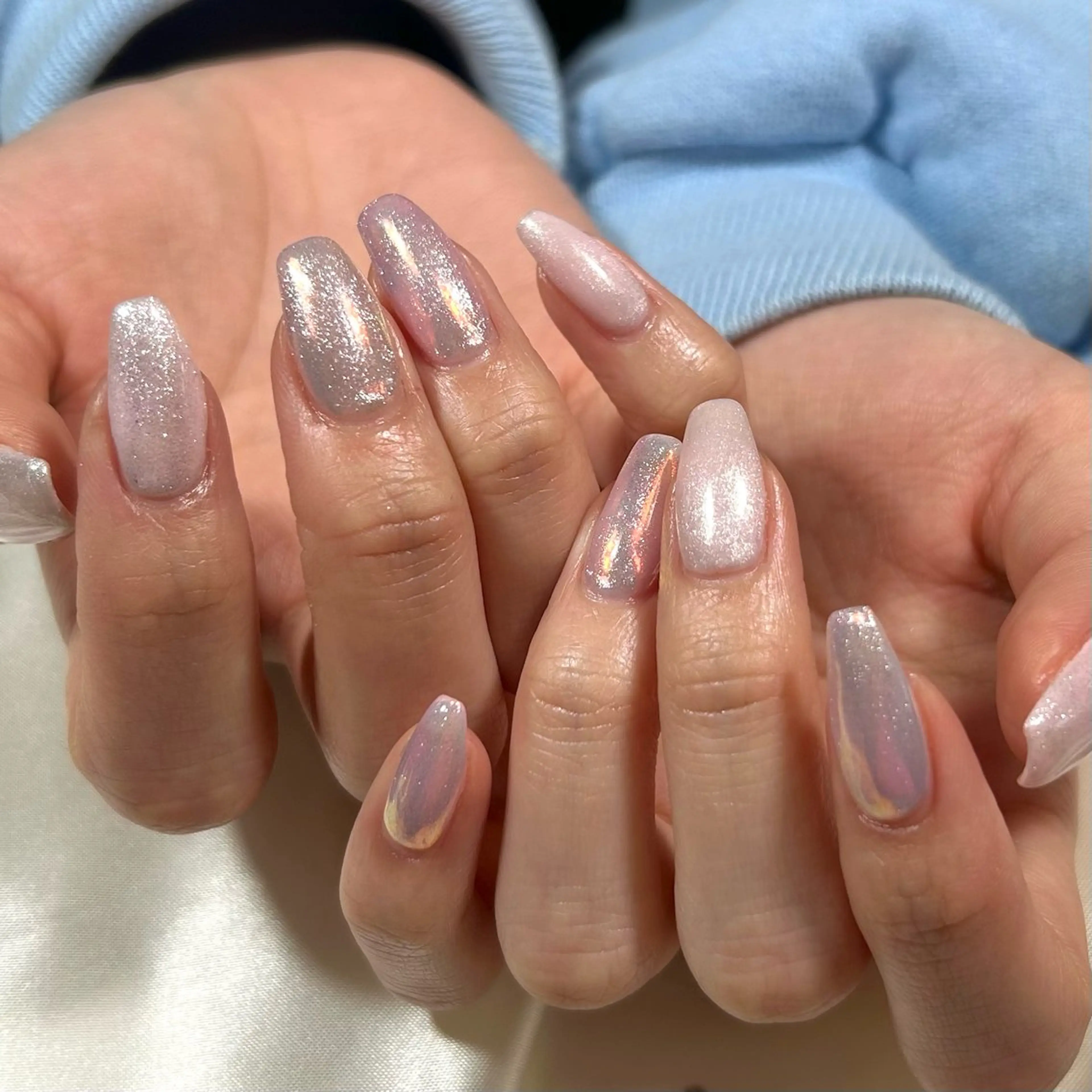 ネイル オーロラネイル キラキラネイル マグネットネイル ピンク shine'an fuka🌿🫧のネイルデザイン