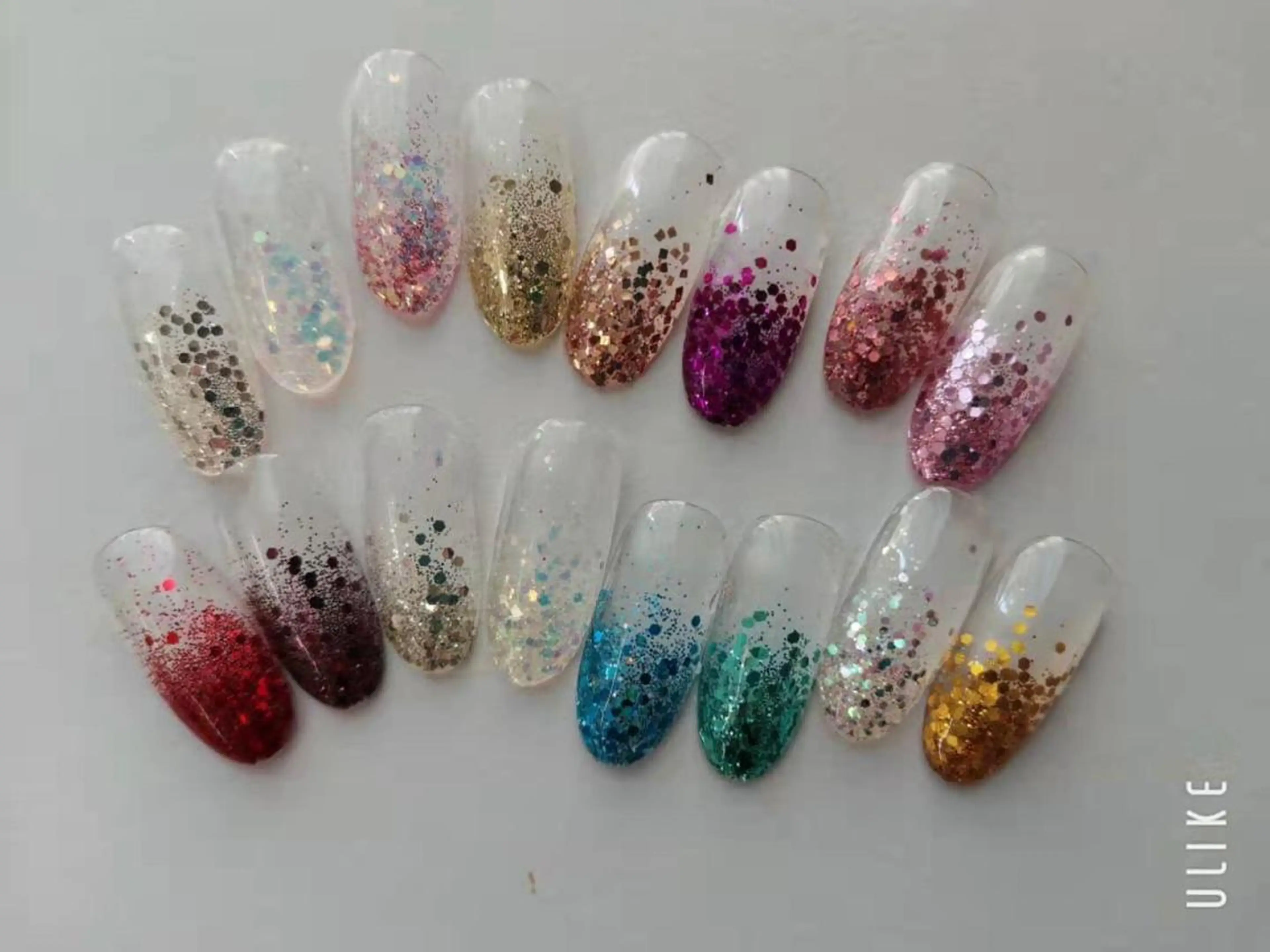 ラメグラデーション(オフなし)の写真