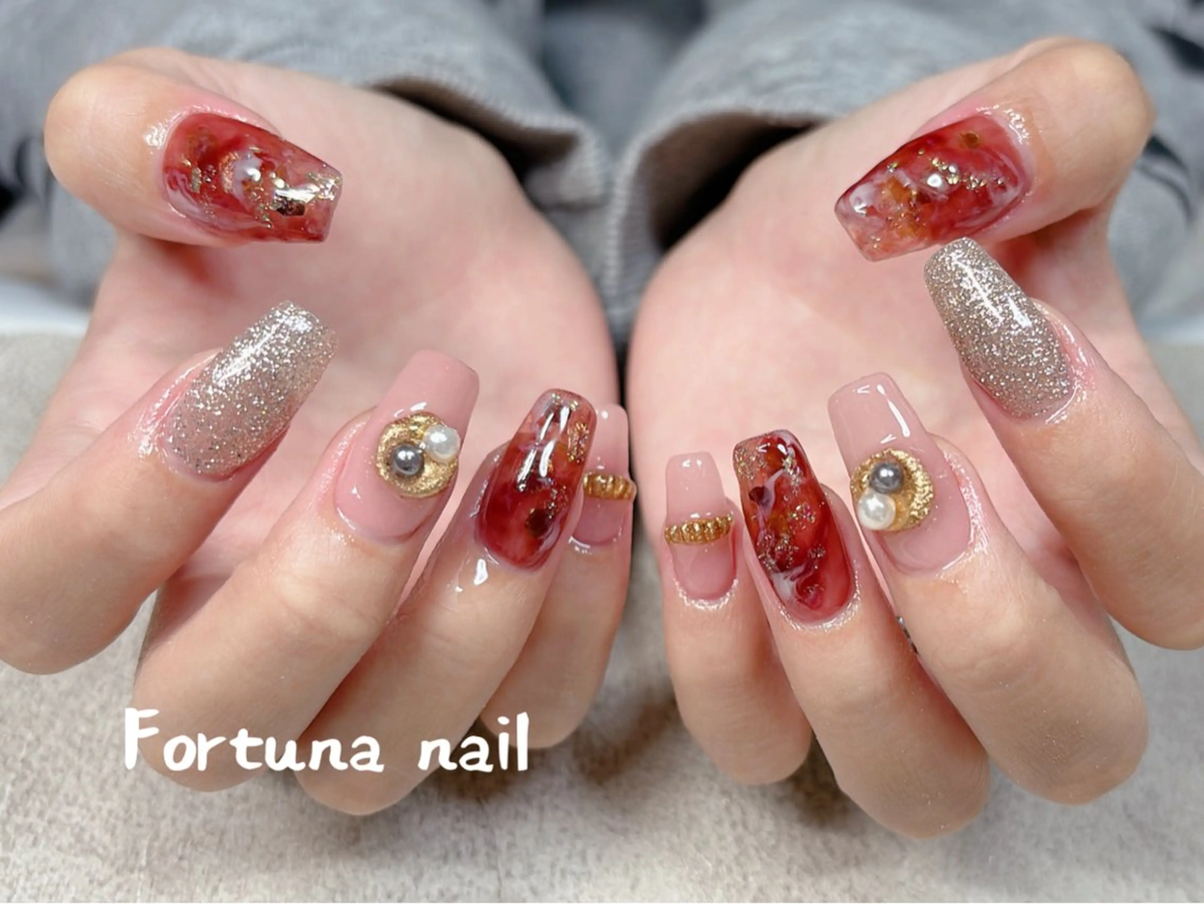 ネイル ニュアンスネイル ハンドネイル ハンドケア Nail •Head スパFortunaのネイルデザイン