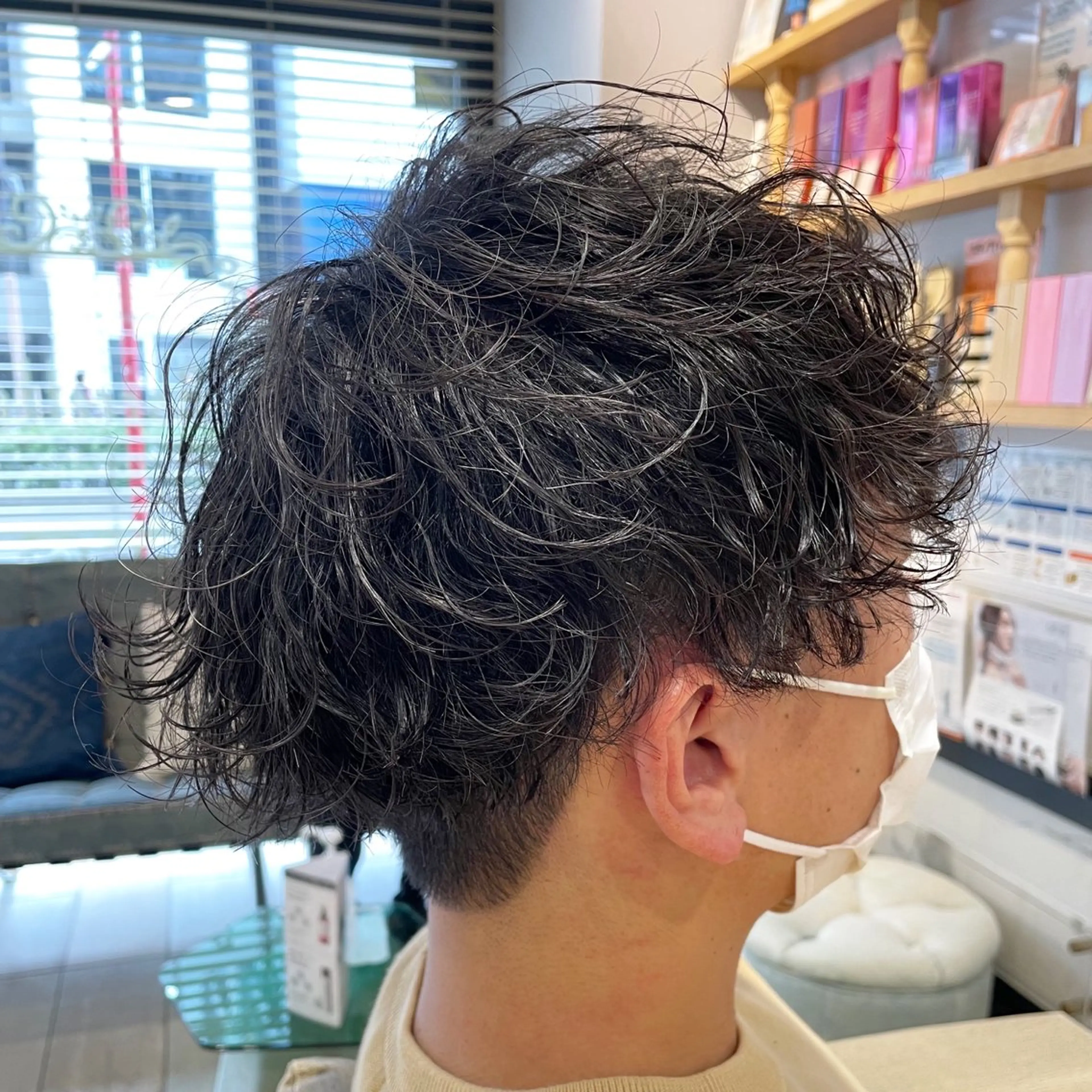 ショート パーマ メンズ 波巻きパーマ カット パーマ すげ さやかのヘアスタイル