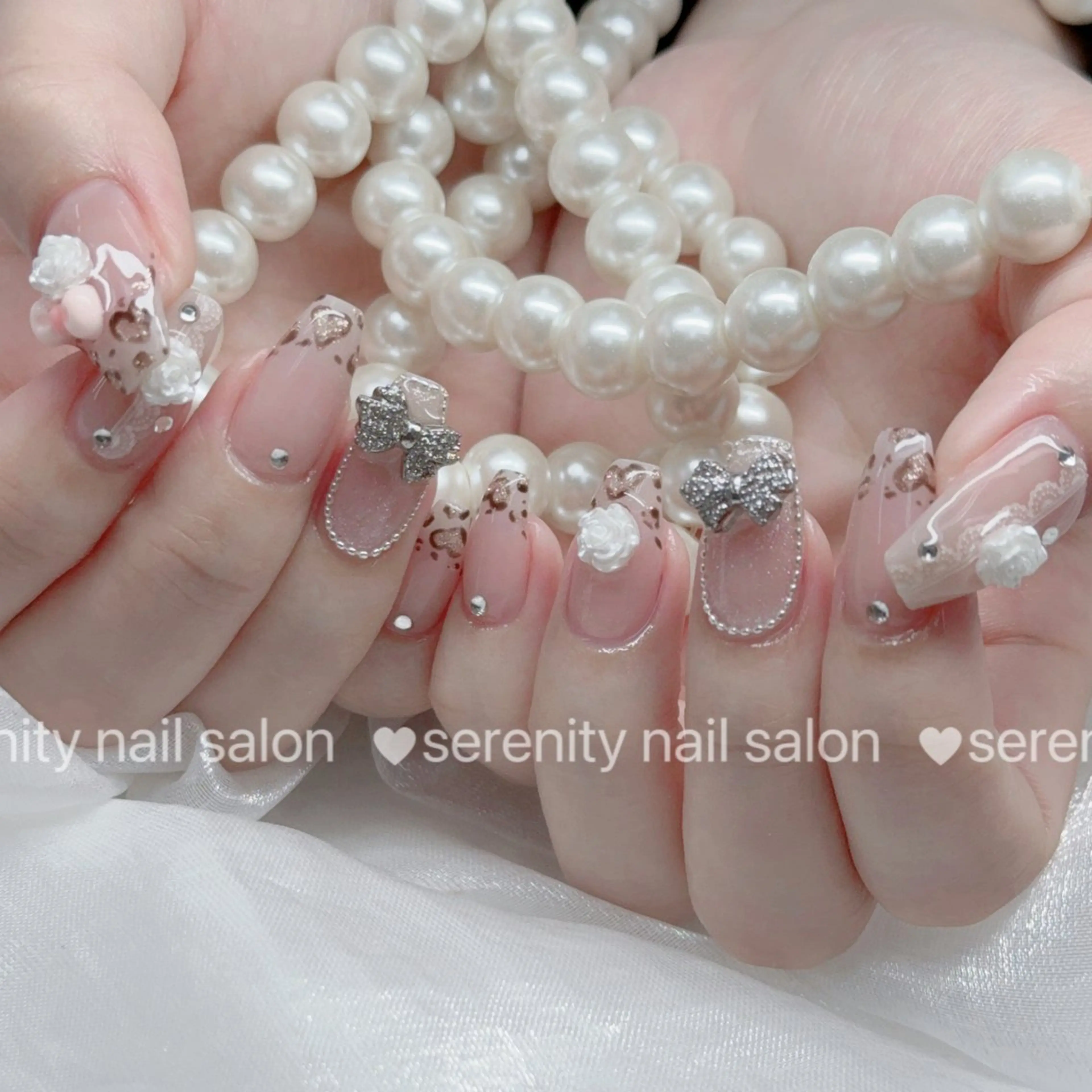 ネイル チークネイル 長さ出し フレンチネイル ジェルネイル キラキラネイル ハンドネイル ハンドケア ✨Serenity Nail salonのネイルデザイン