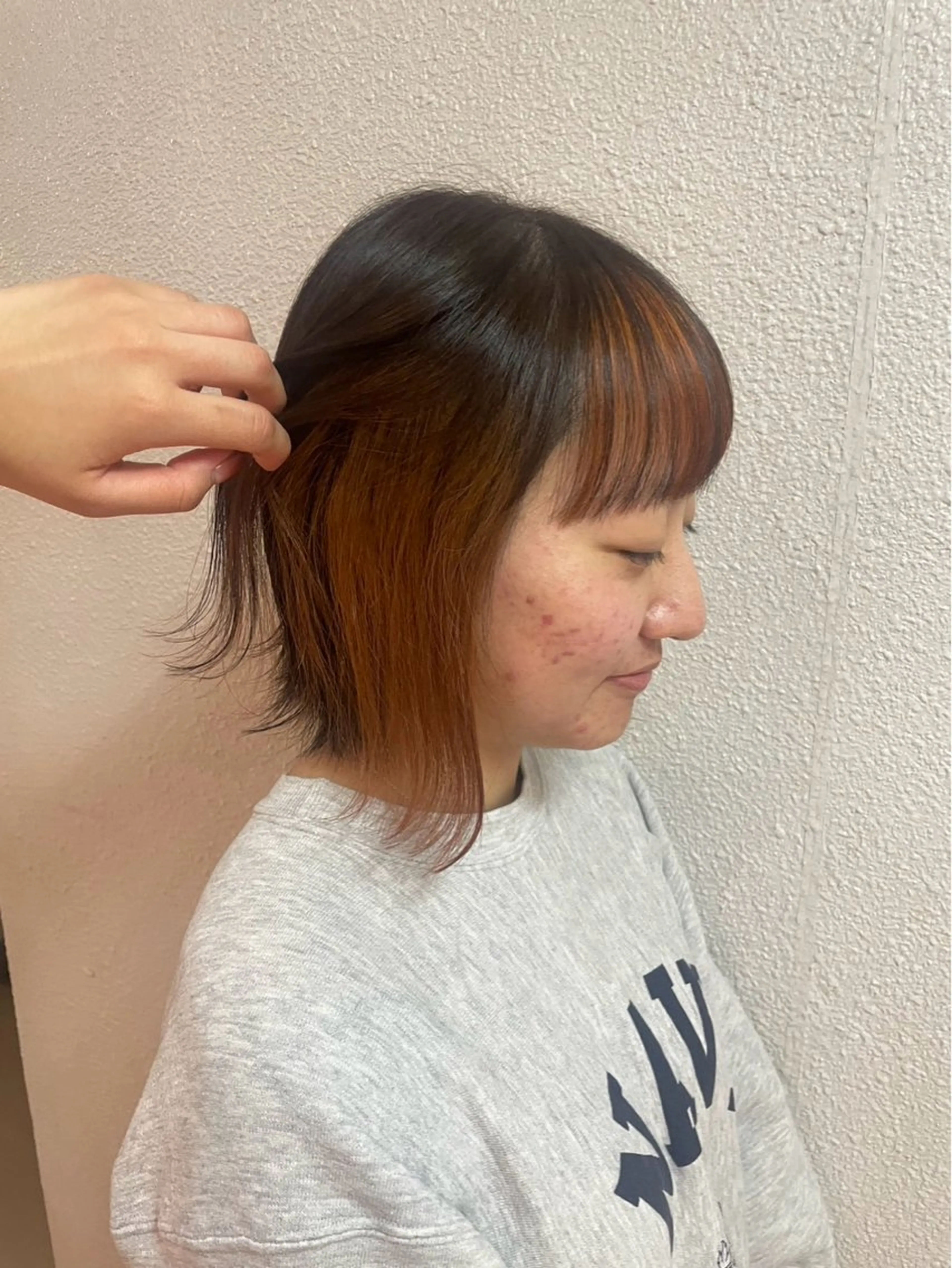 ミディアム カラー 濱本 樹蘭のヘアスタイル