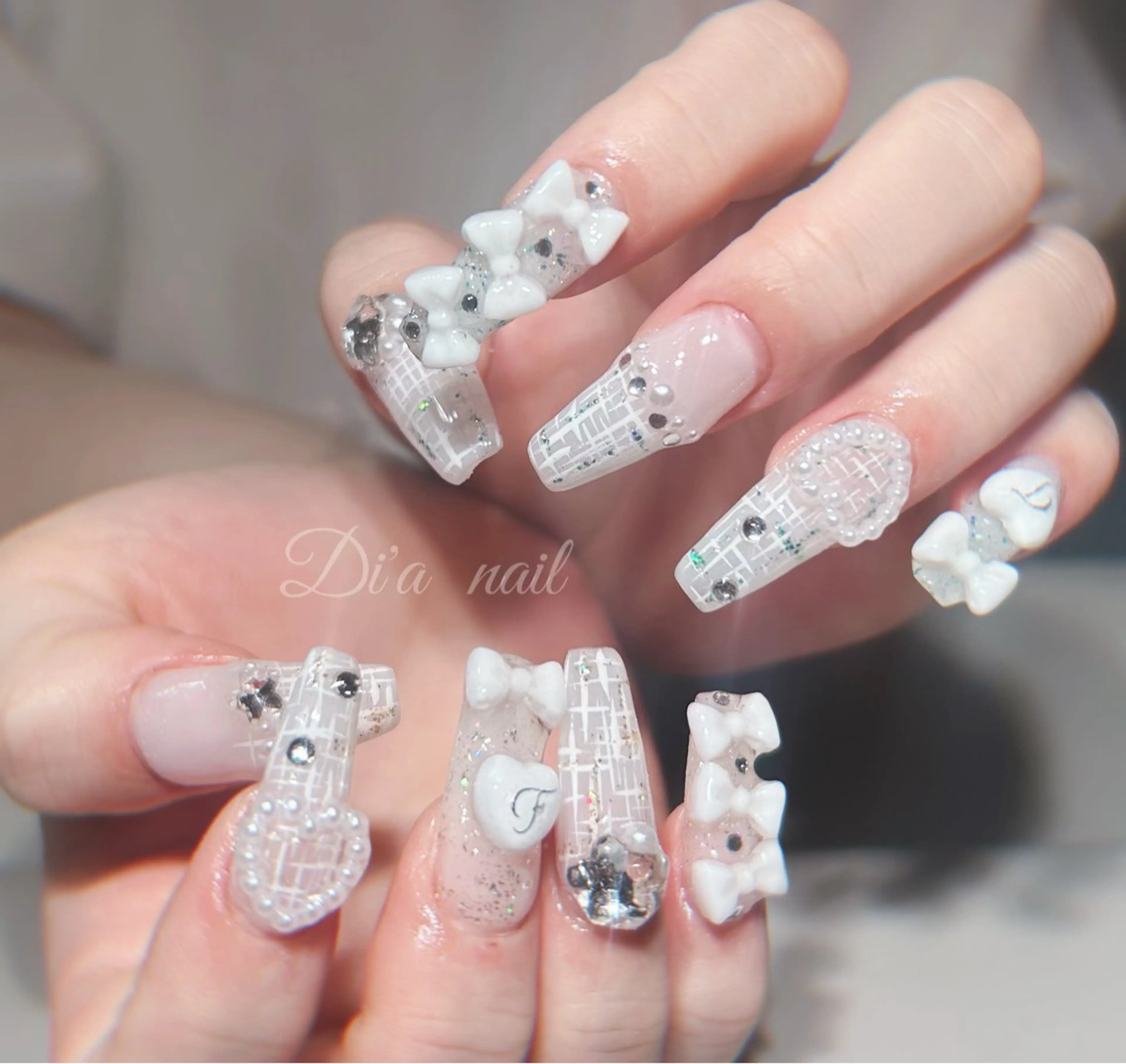 ネイル ハンドネイル di'a salonのネイルデザイン