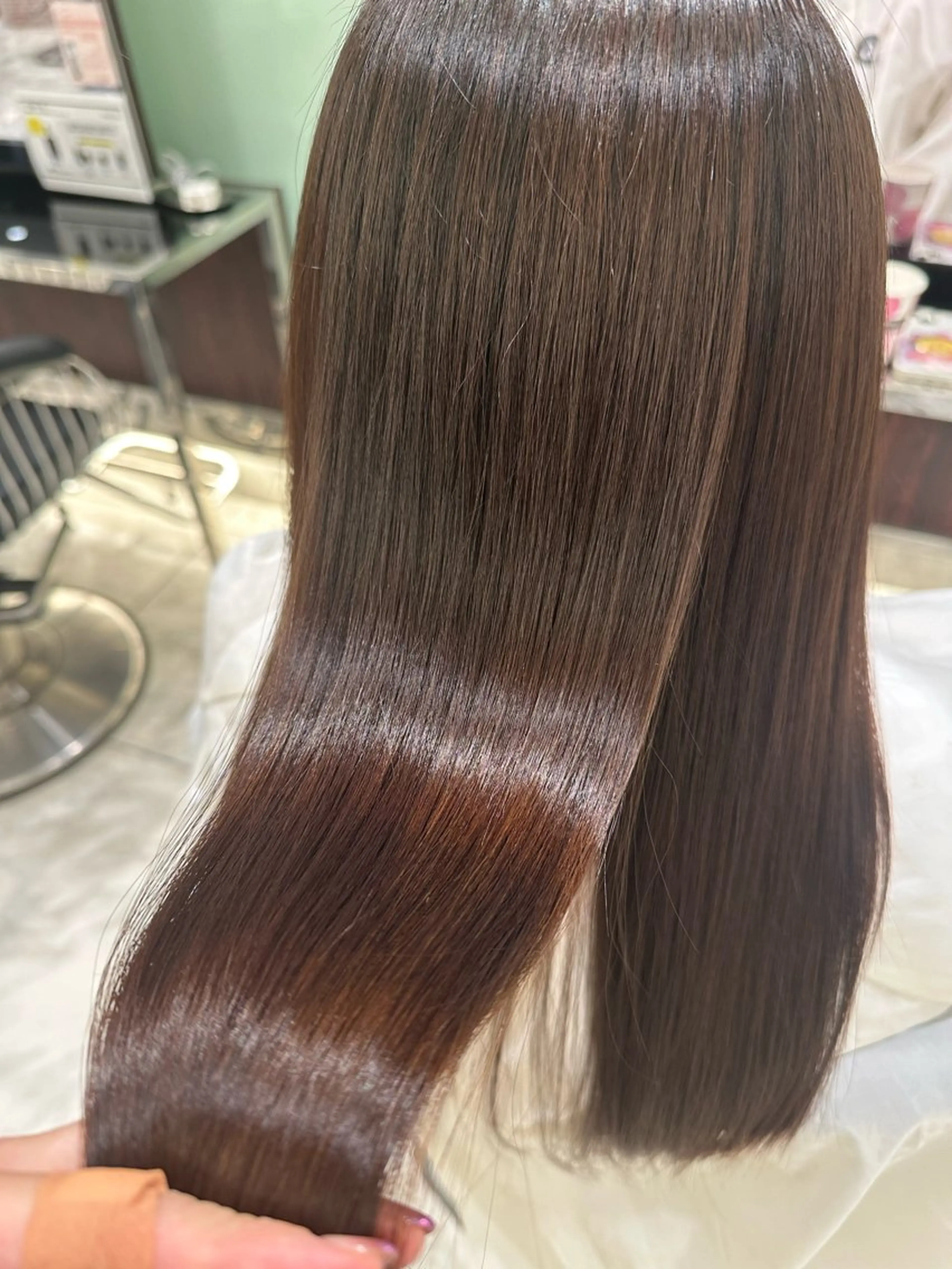 【デビュー前限定価格🪼】カット✂︎＋サラ艶ストレートパーマ＋トリートメント！✨の写真