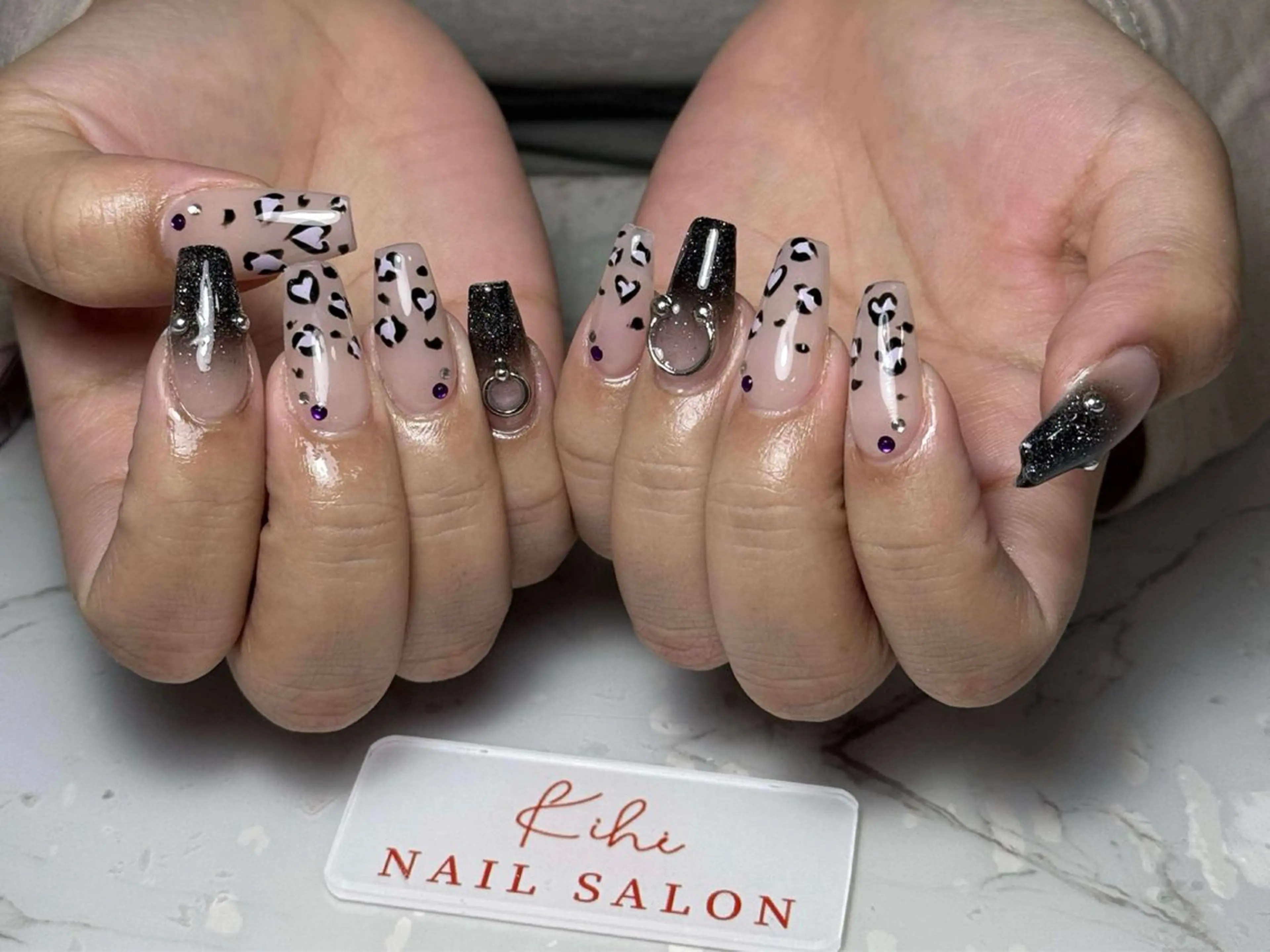 ネイル アートネイル フレンチネイル ジェルネイル グラデーション 韓国ネイル ハンドネイル 💕鈴木ユリ パラジェル/オフ無料のネイルデザイン