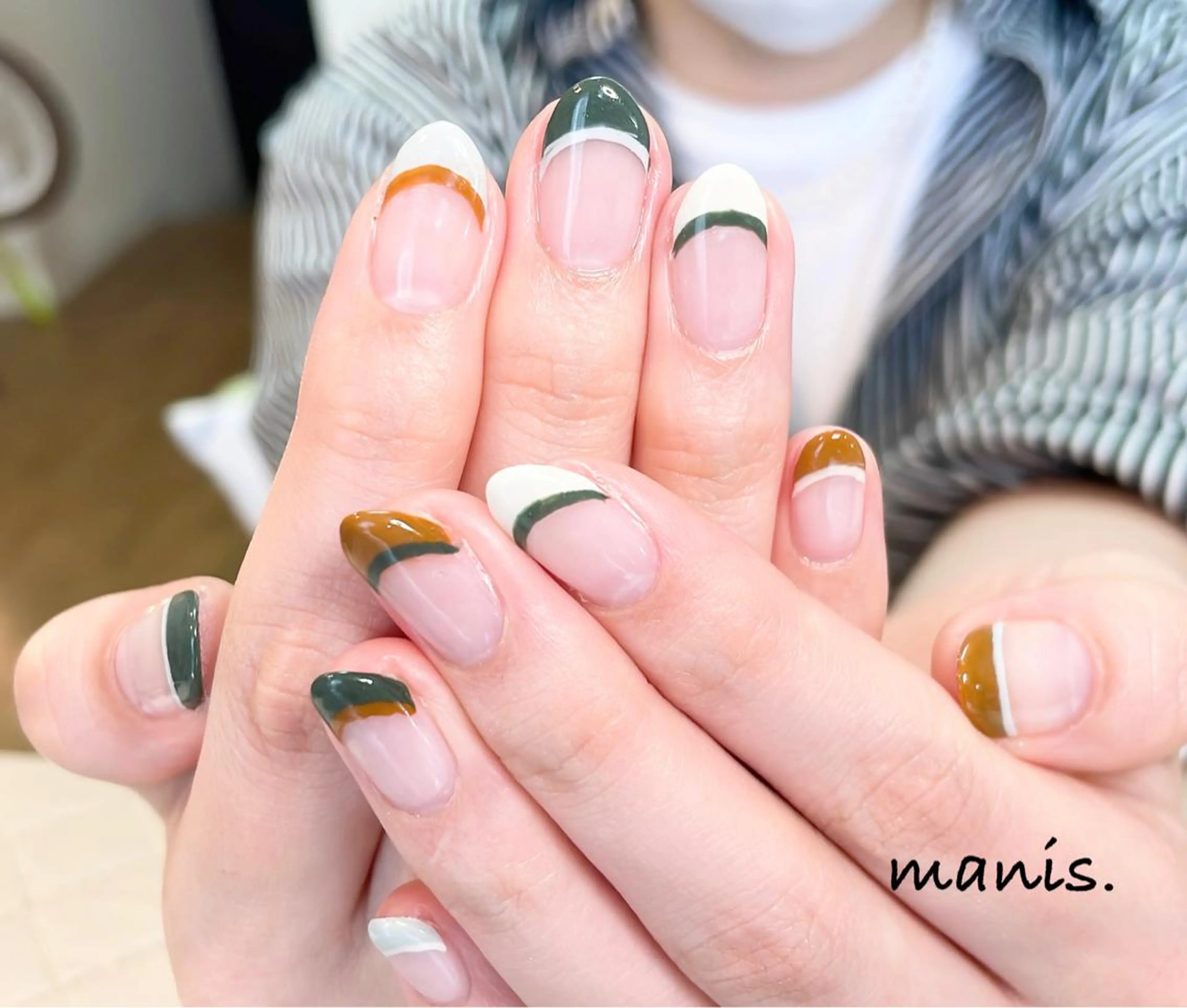 ネイル manis .のネイルデザイン