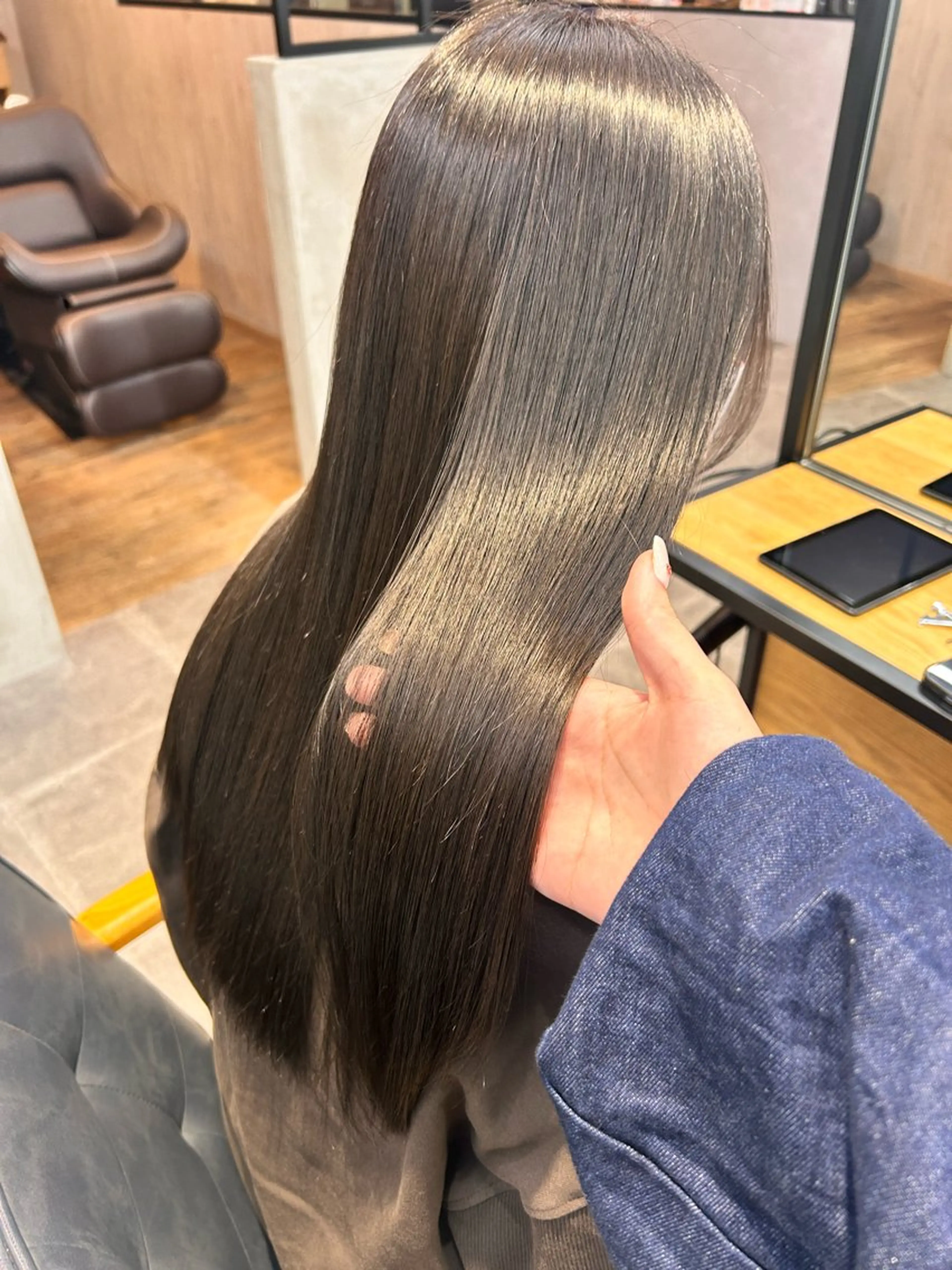 セミロング カラー 韓国×髪質改善カラー 💎hinaのヘアスタイル