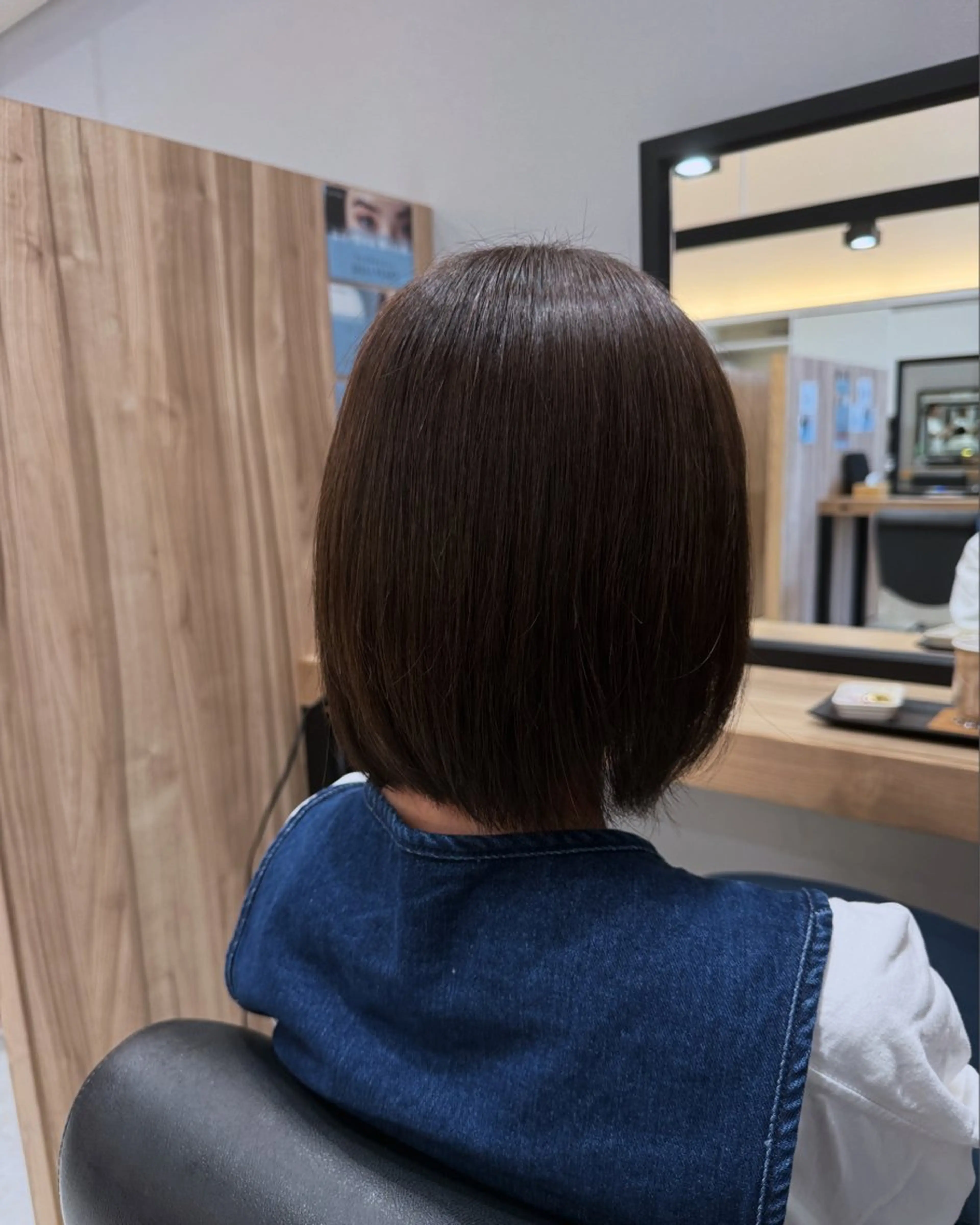 カラー アッシュ 沖田 朱峰のヘアスタイル