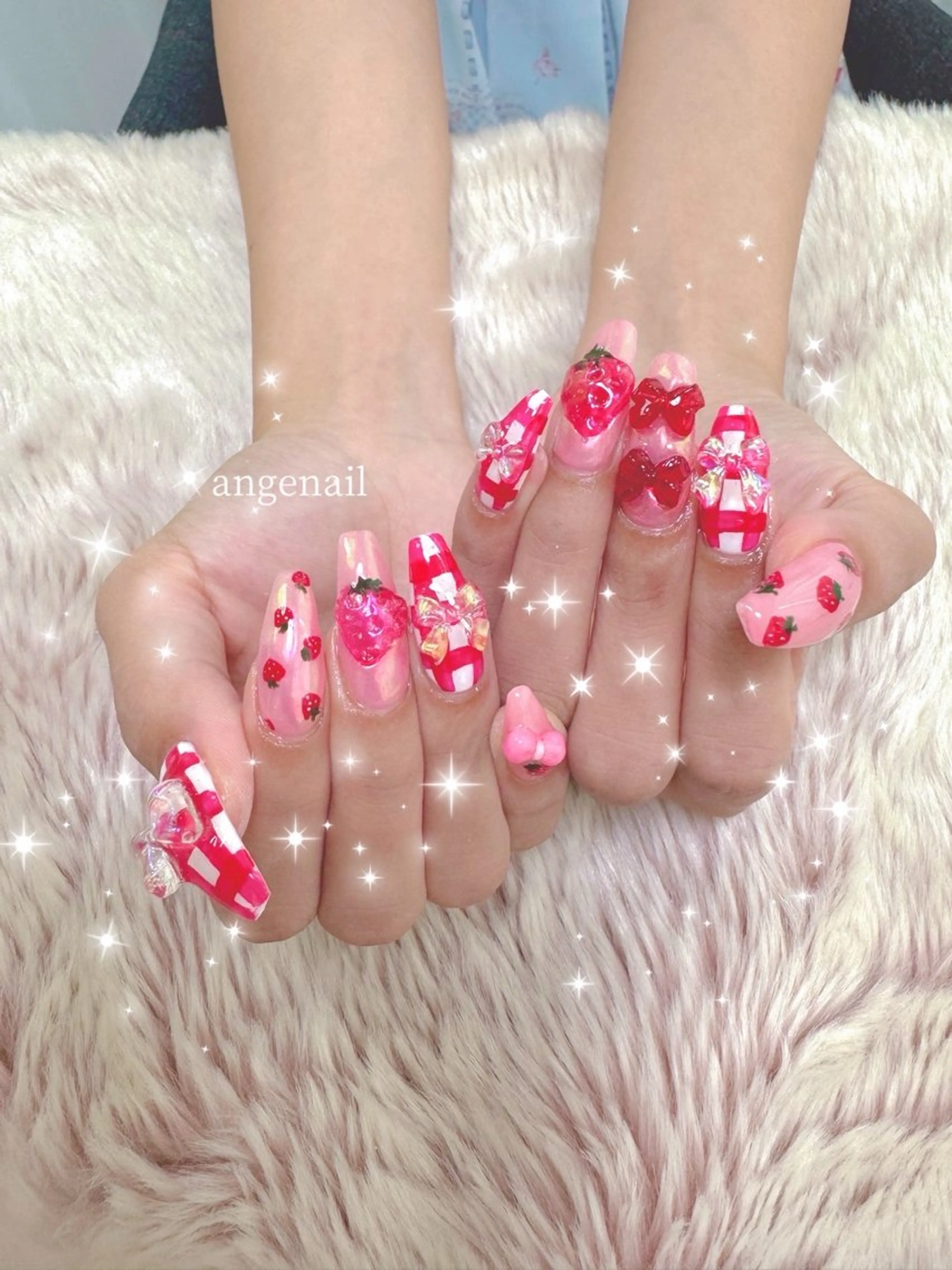 ネイル ハンドネイル オーナーネイリスト MAKIのネイルデザイン