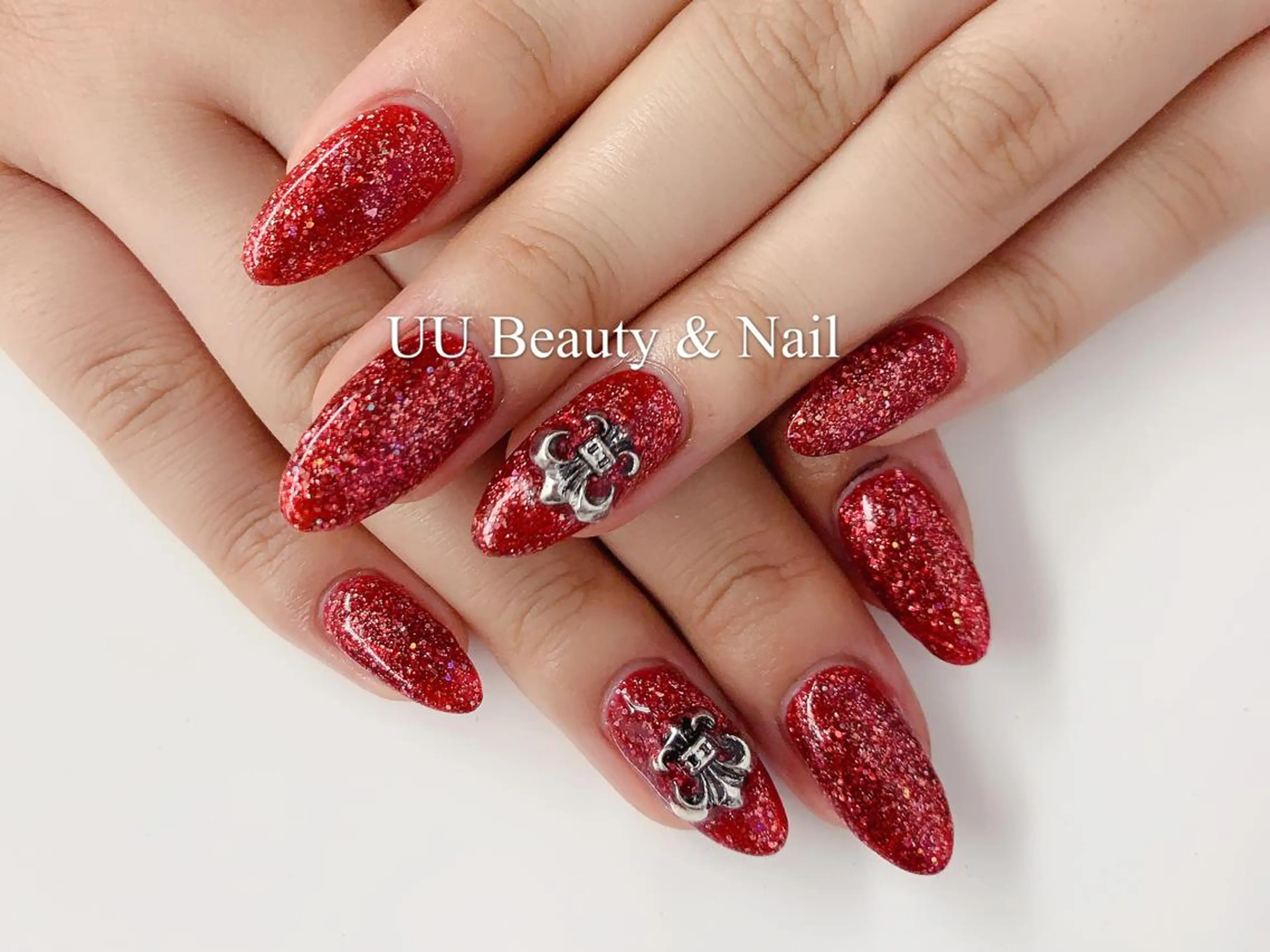 ネイル UU Salon所属・UU ゆきのネイルデザイン