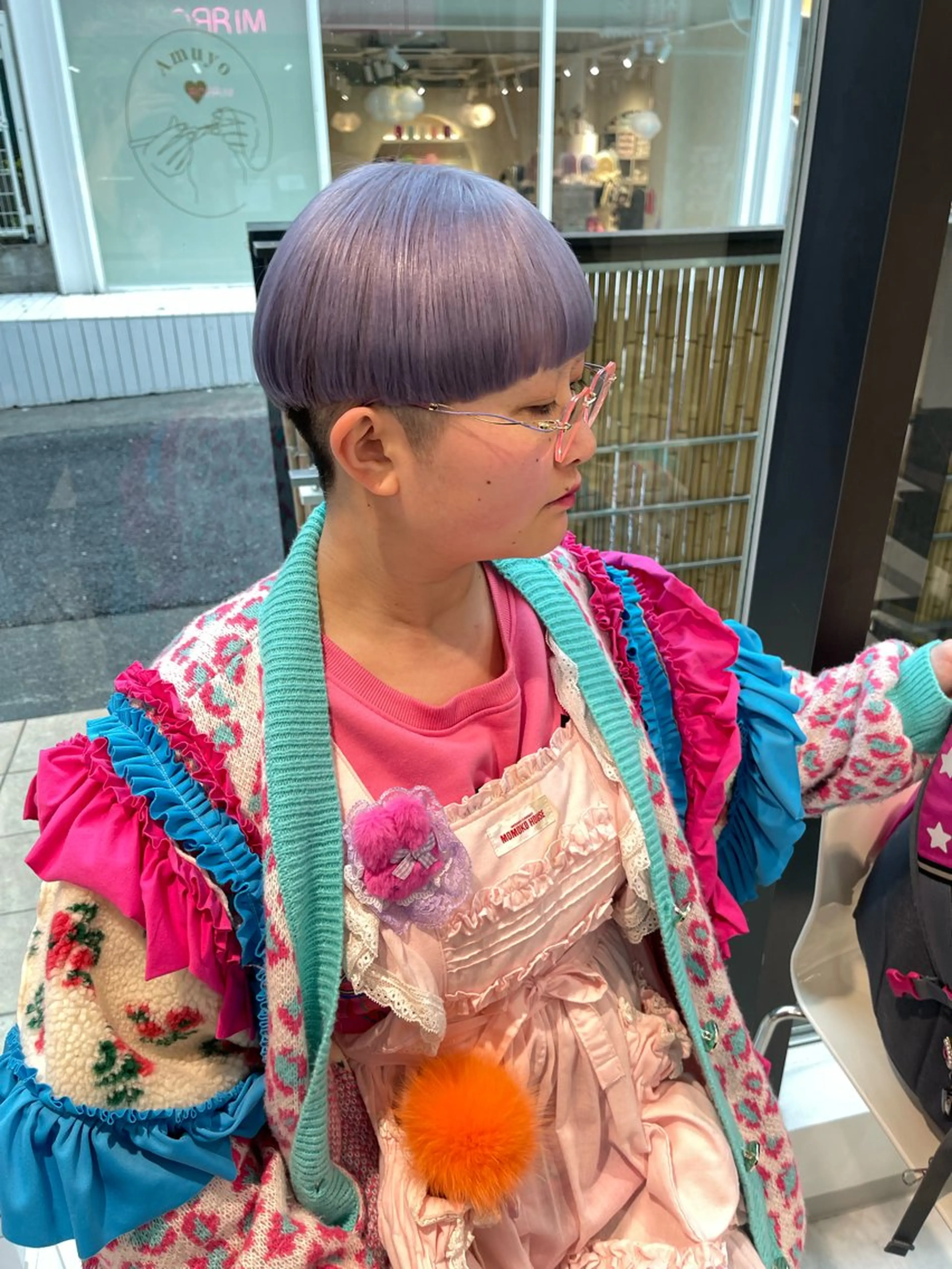 カラー ヘアカラー TENSHO ハイトーンレイヤーのヘアスタイル