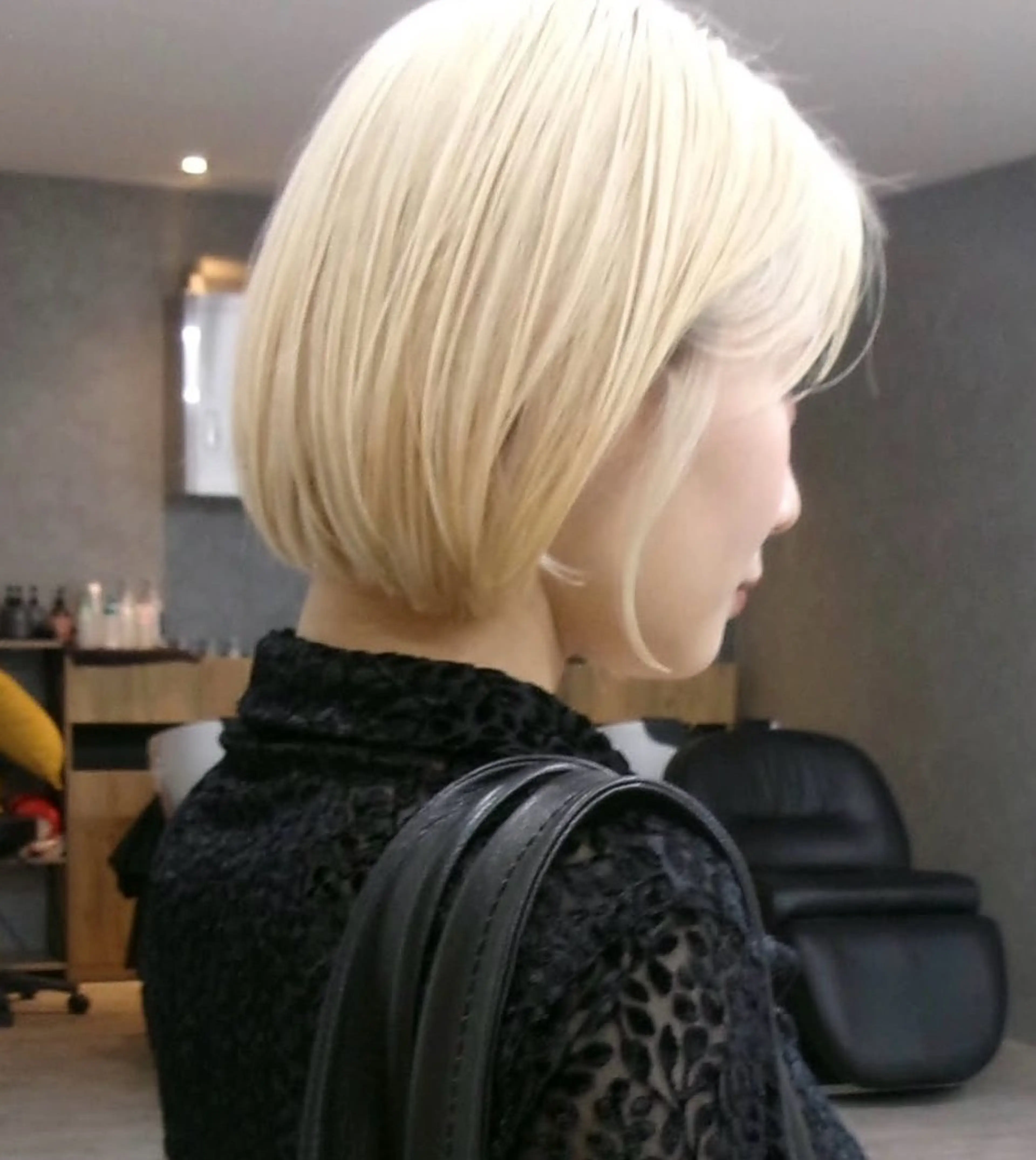 ショート カラー ブロンド ヘアカラー JOULE'S（ジュール）所属・JOULE'S yumekaのヘアスタイル