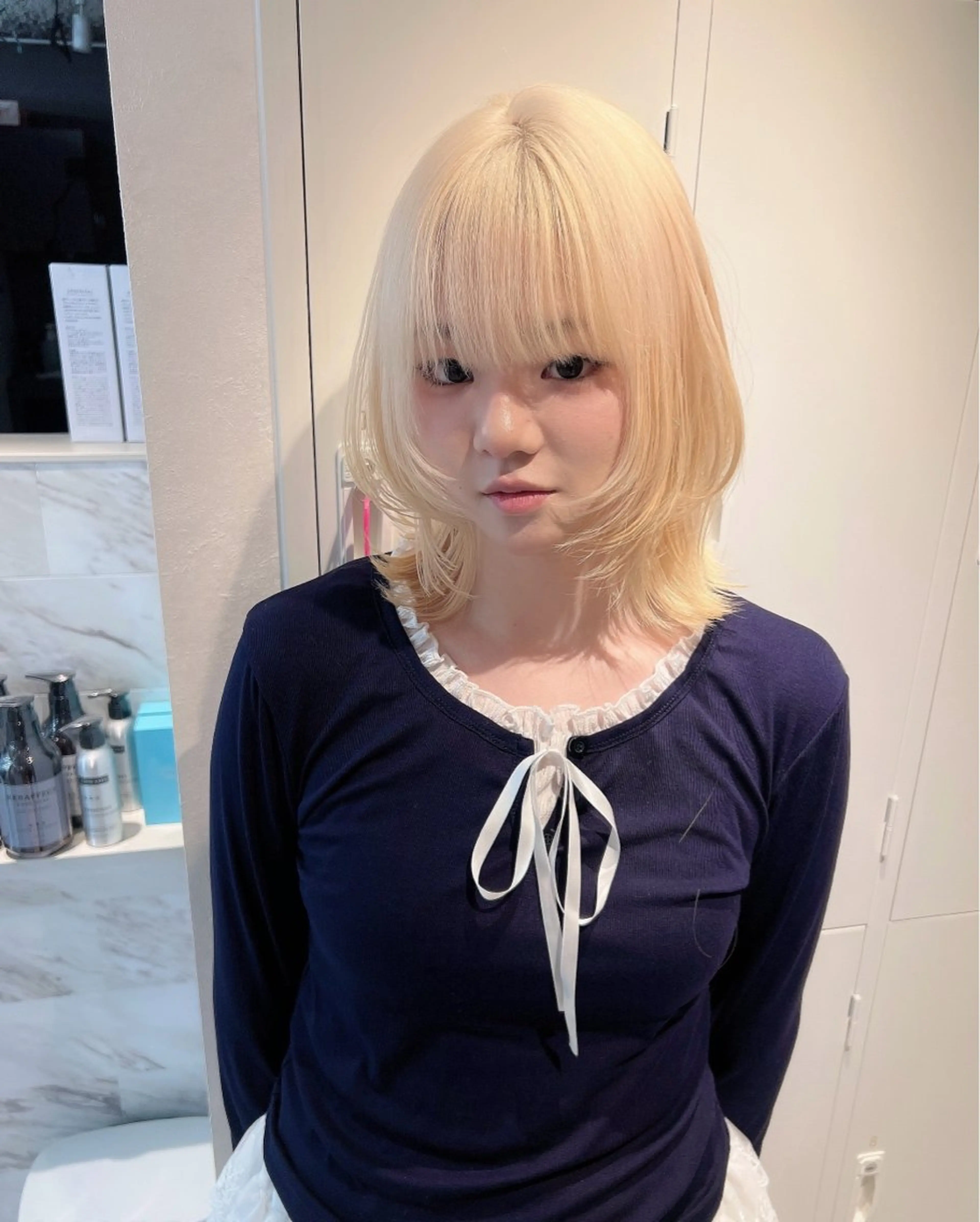 セミロング カット ヘアカラー トリートメント ブリーチ/ウルフ ハッシュカット/石山のヘアスタイル