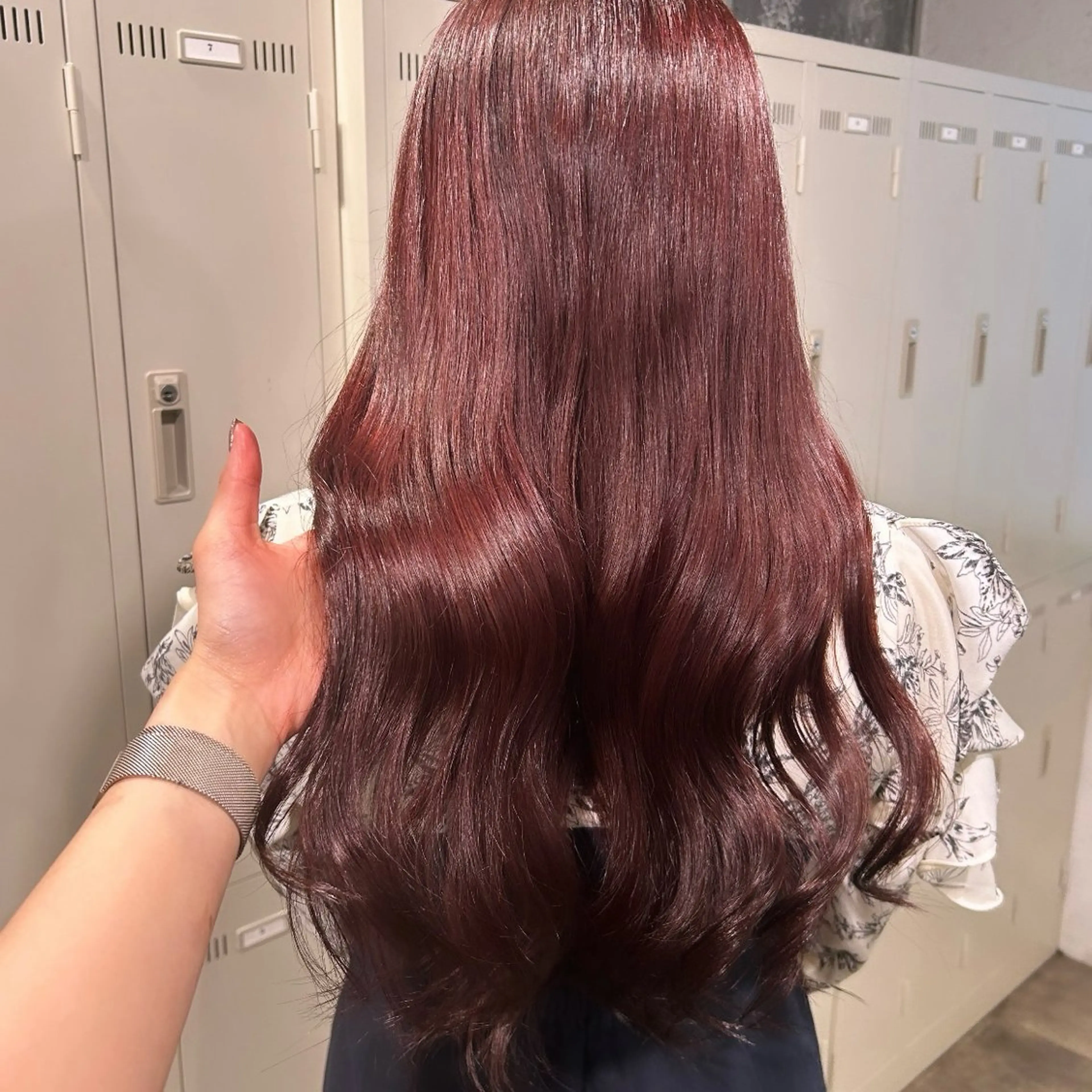 セミロング IS所属・横浜美容室/透明感 カラー/レイヤーのヘアスタイル