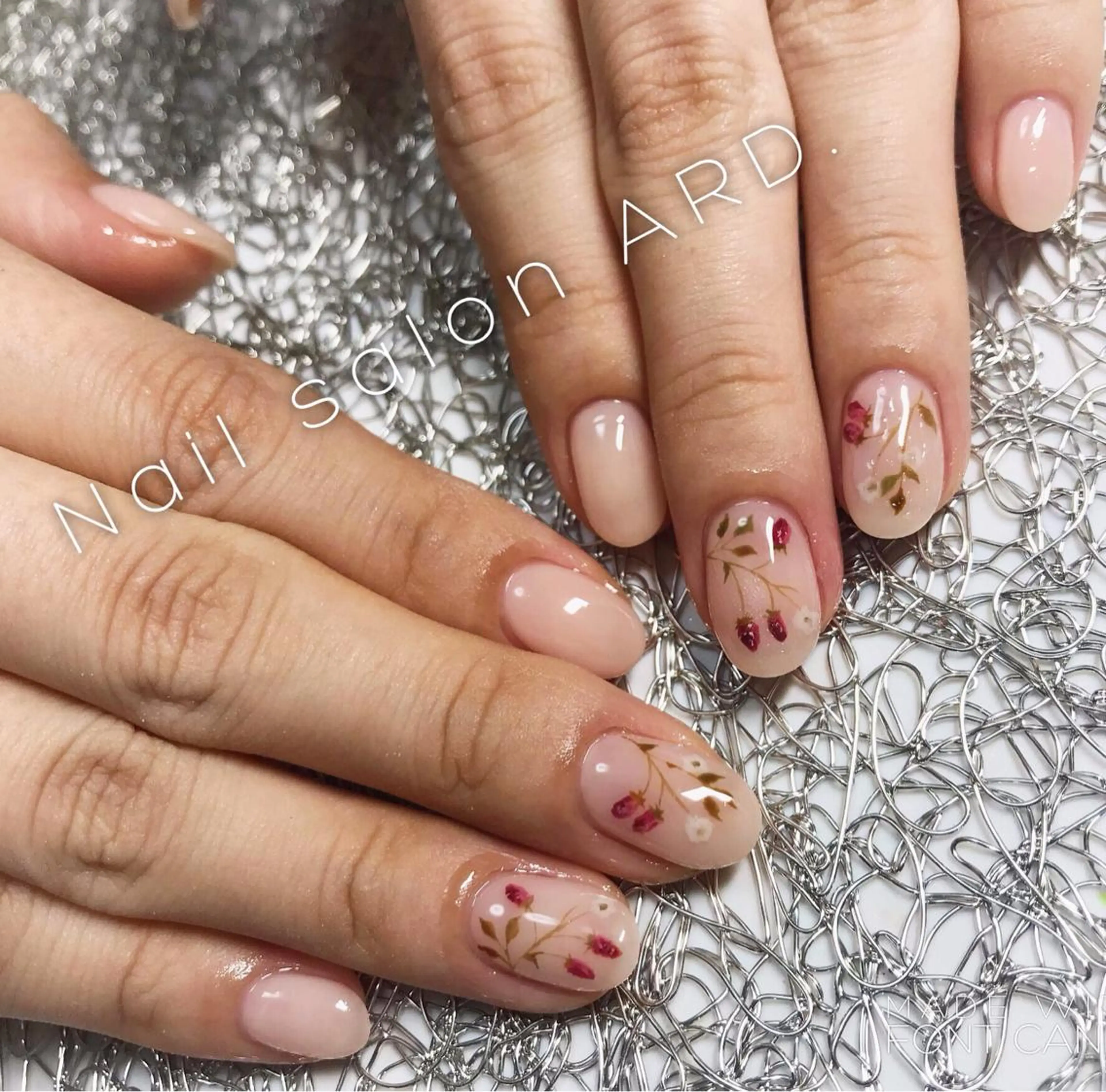 ネイル FUJITA CHIAKIのネイルデザイン