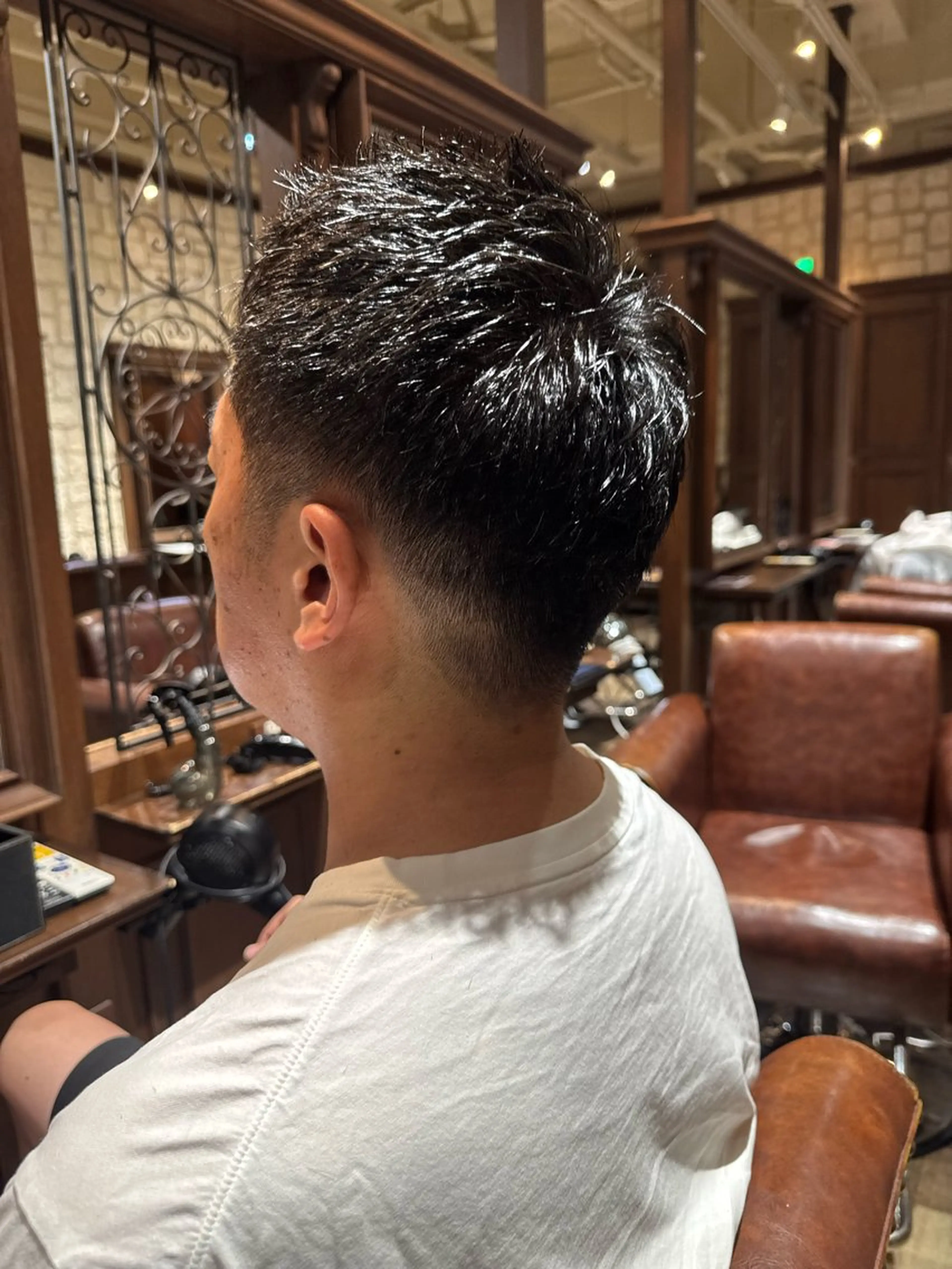 メンズ オノ ソウイチロウ/ ブリーチ/パーマのヘアスタイル