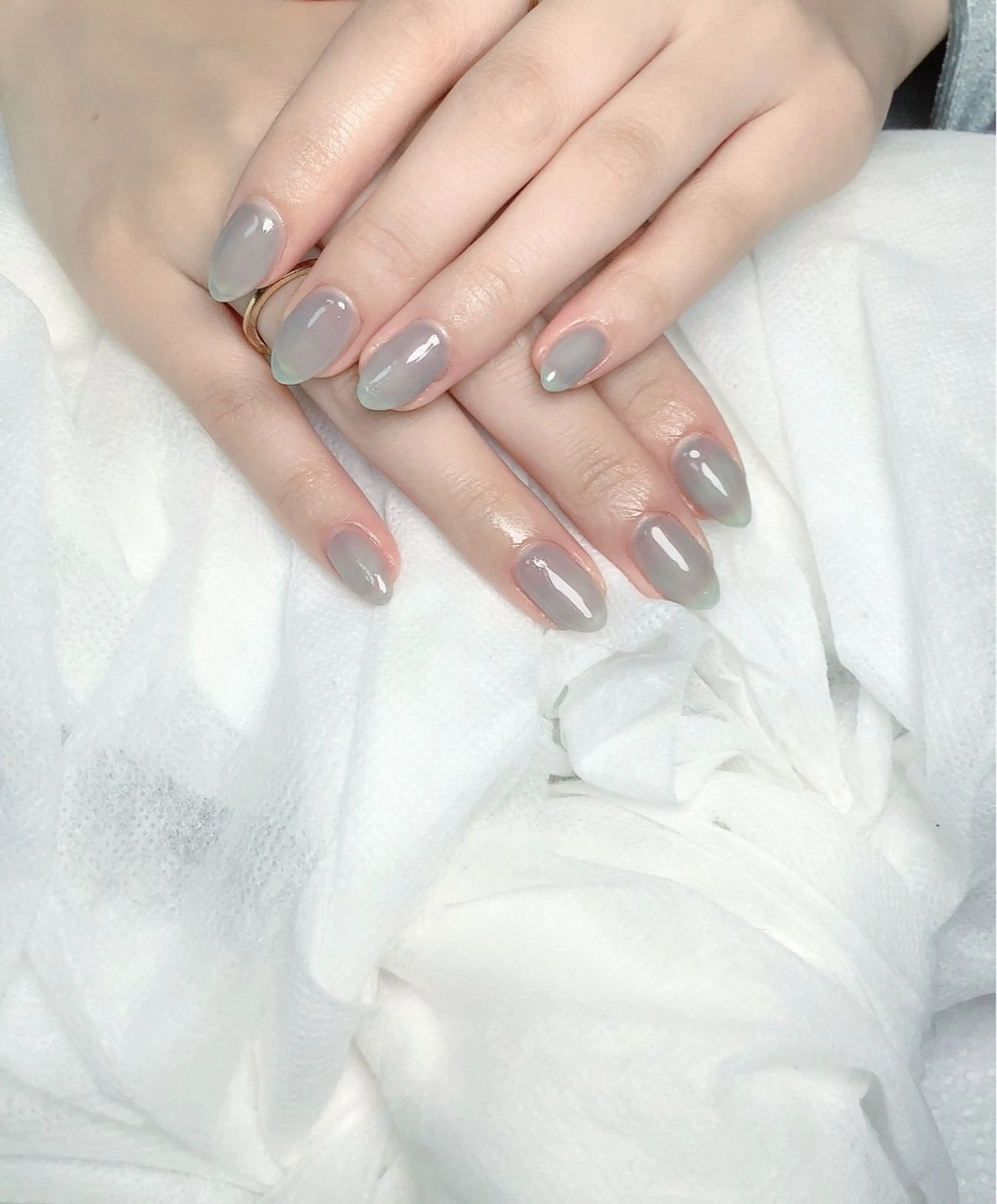 ネイル pink ladyサロン所属・べ にのネイルデザイン