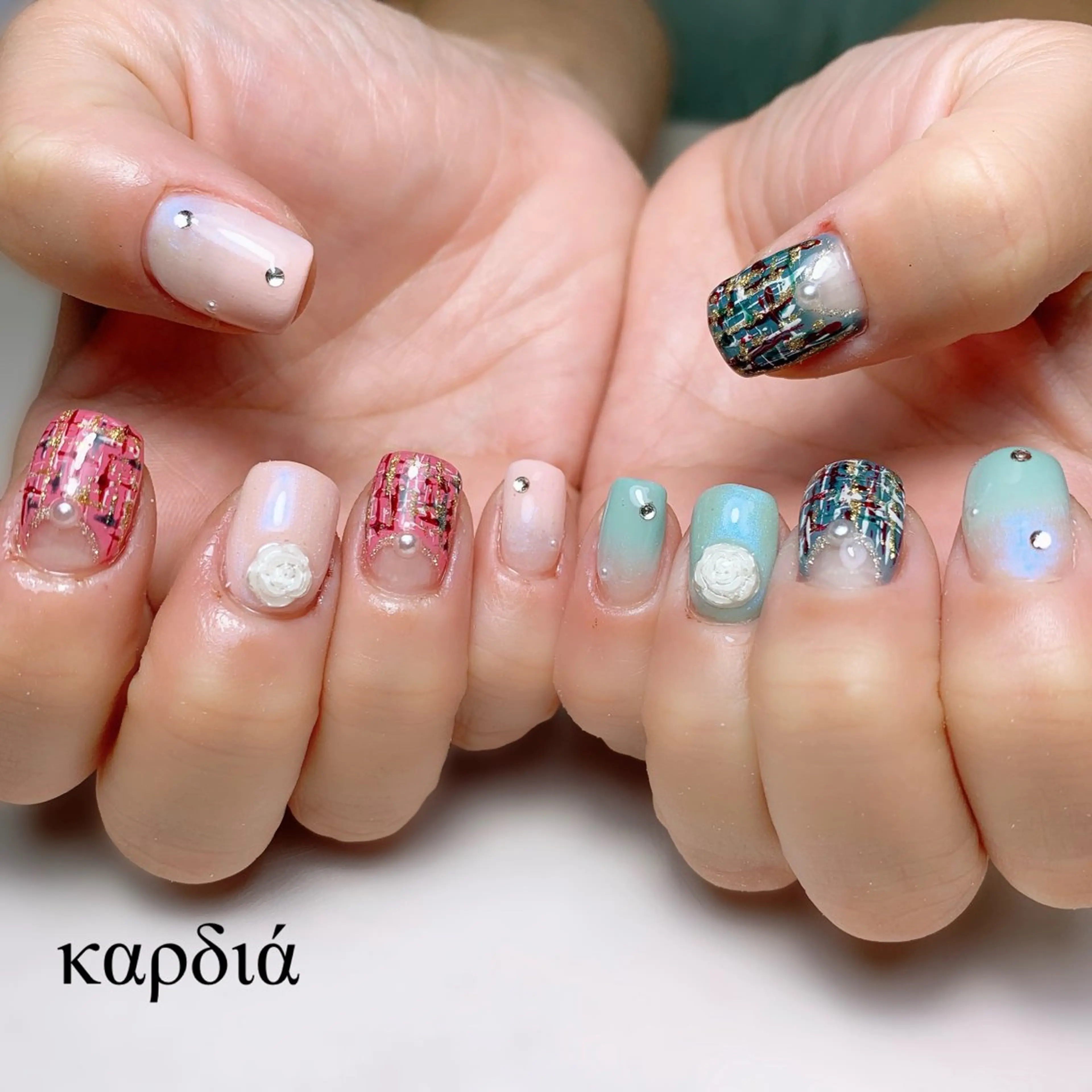 ネイル ハンドネイル καρδιά -ｶﾙﾃﾞｨｱ-のネイルデザイン