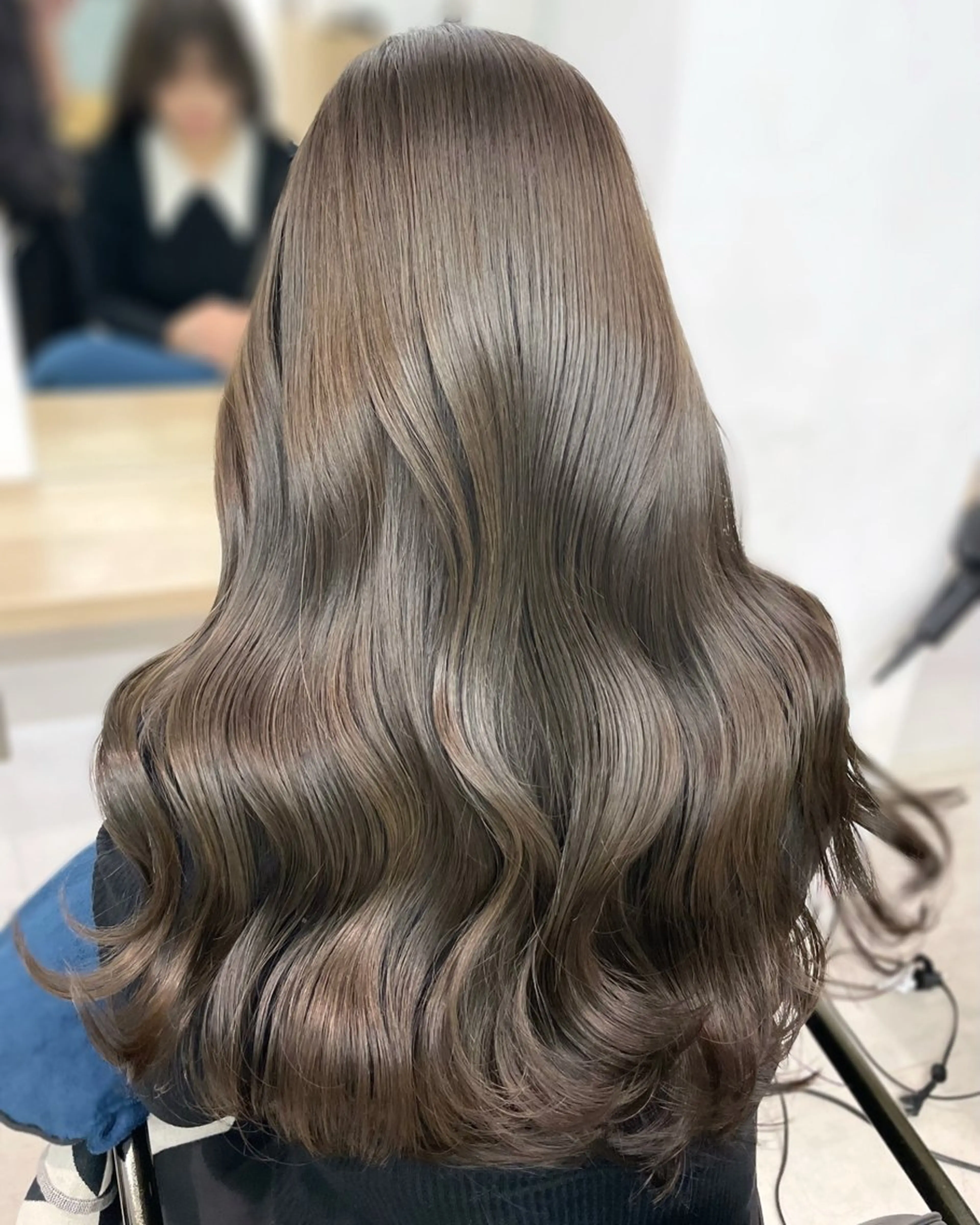 ロング ヘアカラー Hana 🌻のヘアスタイル