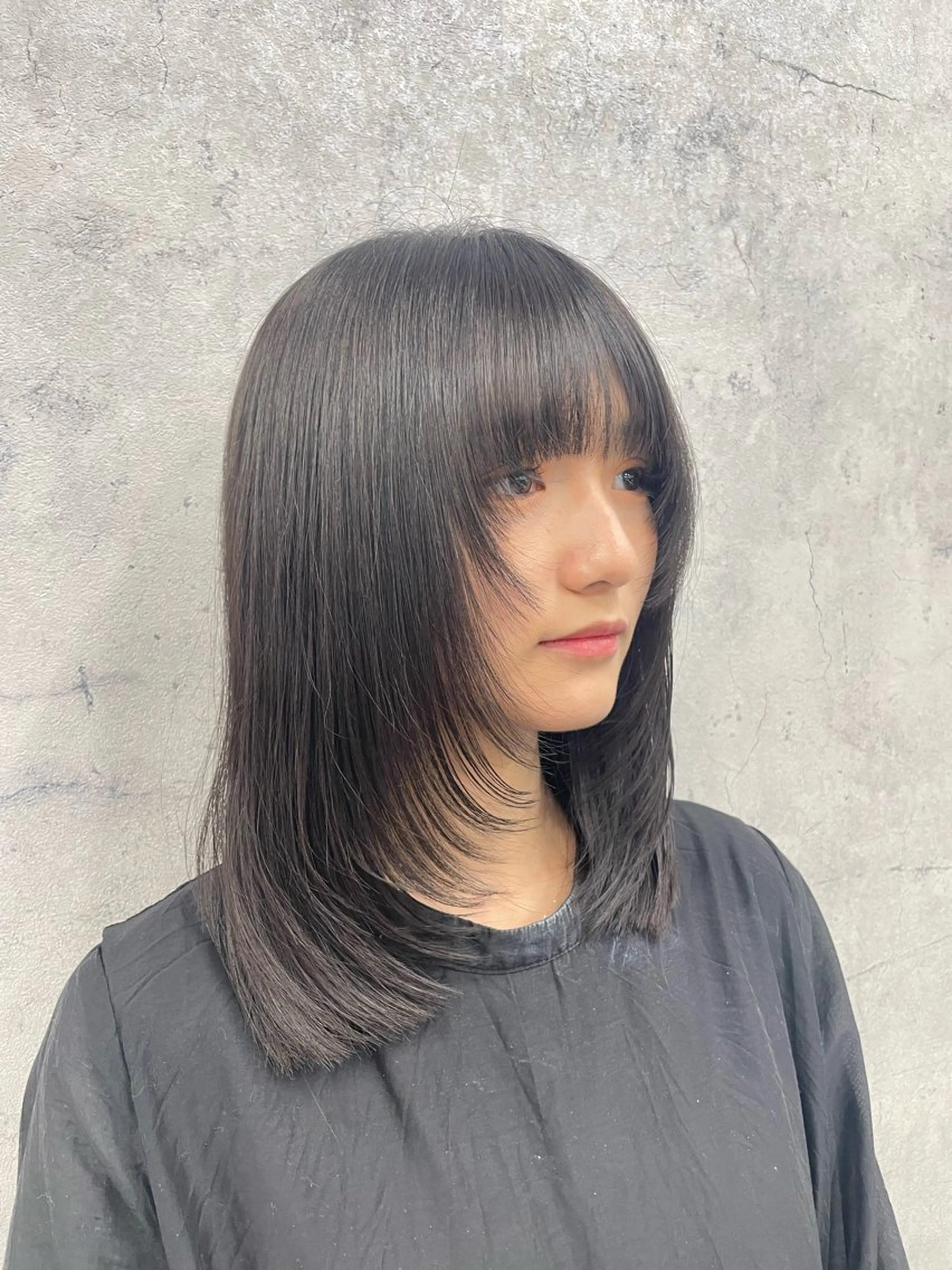 ミディアム カット 縮毛矯正 トリートメント レイヤー×顔周 り×髪質改善/MIUのヘアスタイル